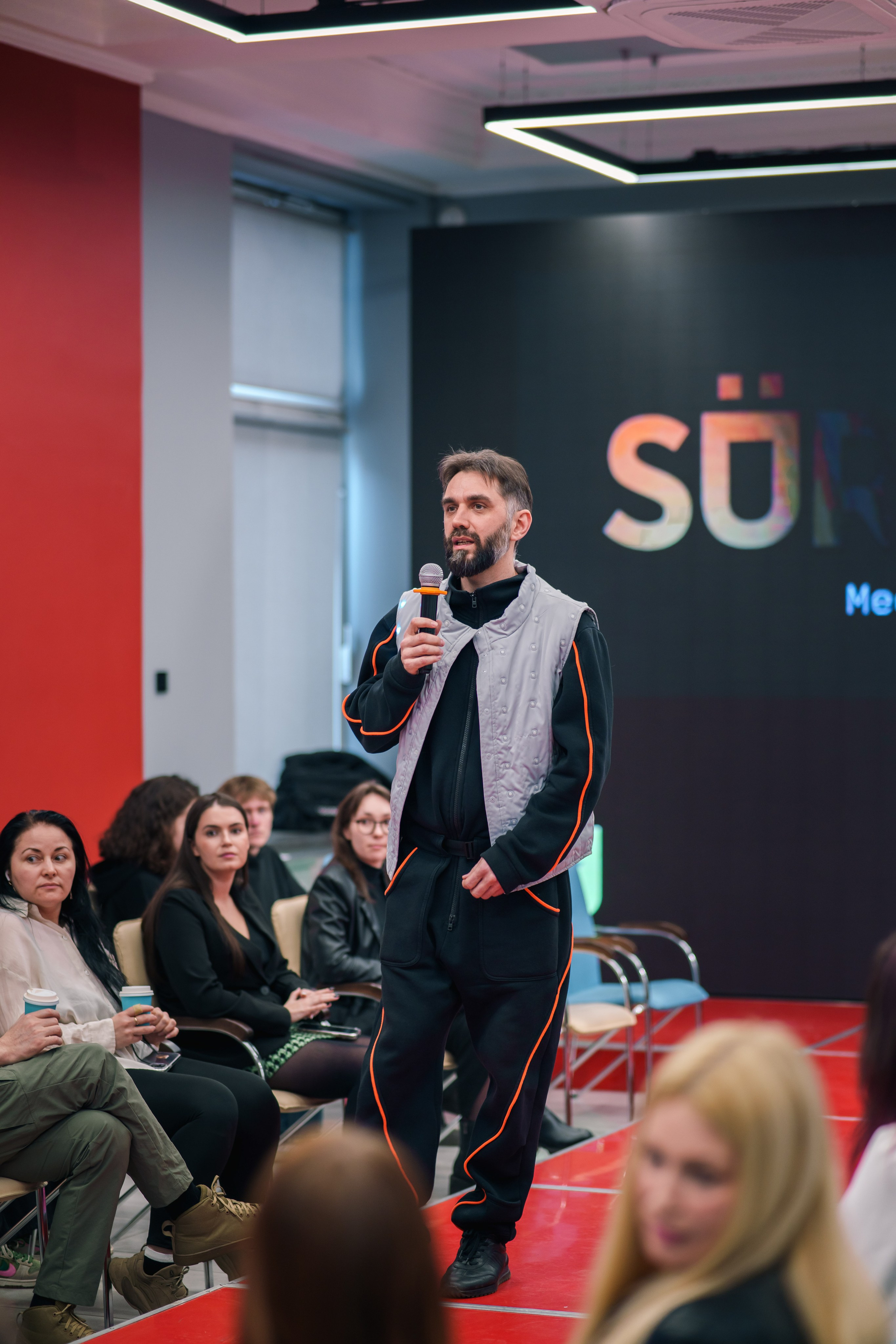 Модный показ Fashion Flow 2025. Фотограф в Санкт-Петербурге Ибрагимова Алина