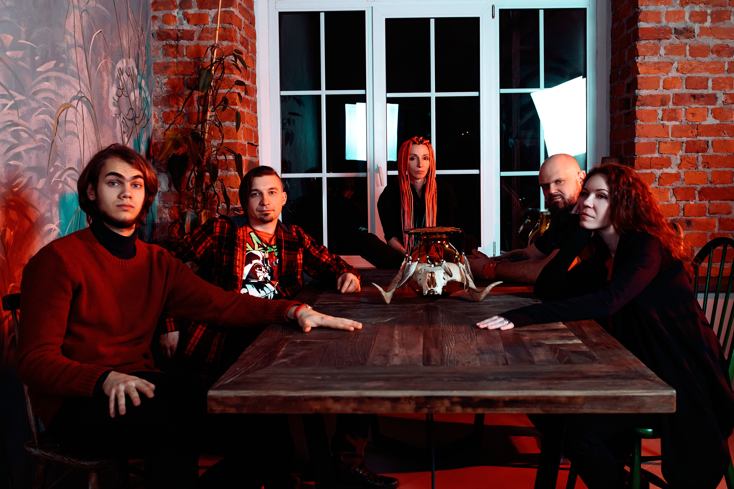 ЗНАК НЕРАВЕНСТВА. Фотограф Елена Богачева (lenalena_na_na_na)