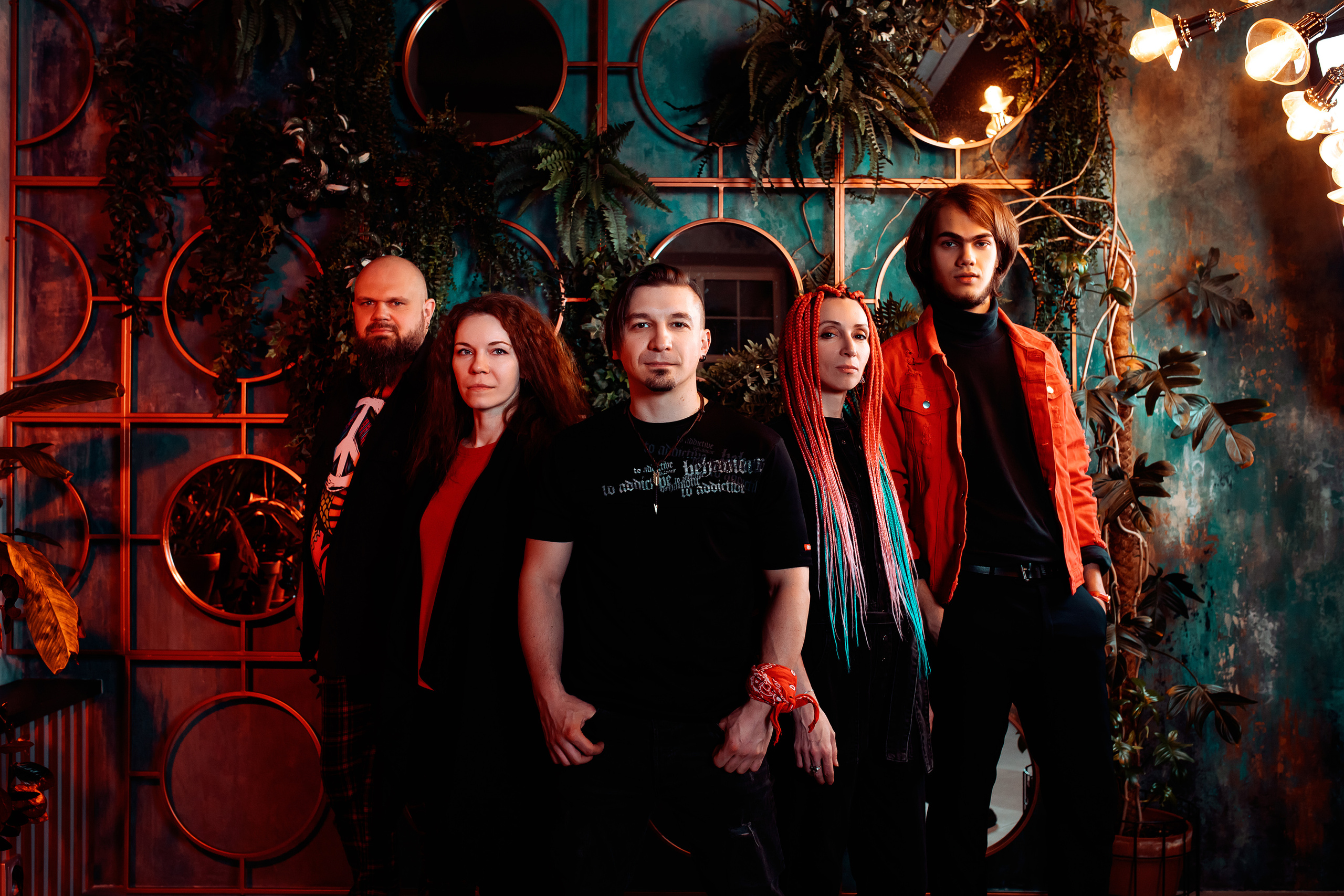 ЗНАК НЕРАВЕНСТВА. Фотограф Елена Богачева (lenalena_na_na_na)