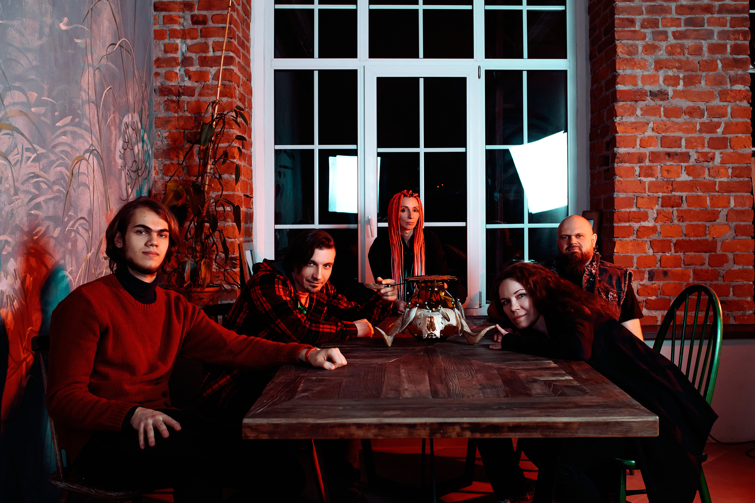 ЗНАК НЕРАВЕНСТВА. Фотограф Елена Богачева (lenalena_na_na_na)