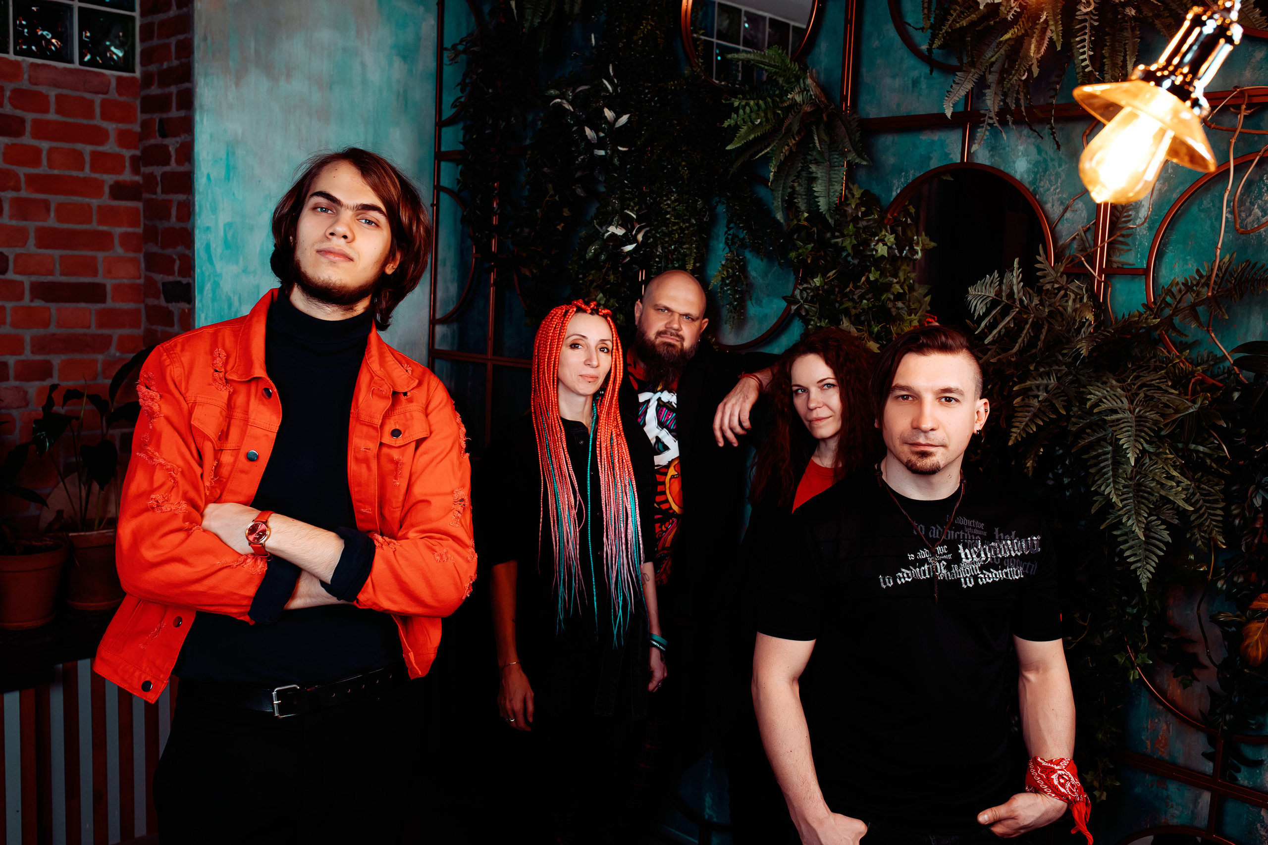 ЗНАК НЕРАВЕНСТВА. Фотограф Елена Богачева (lenalena_na_na_na)