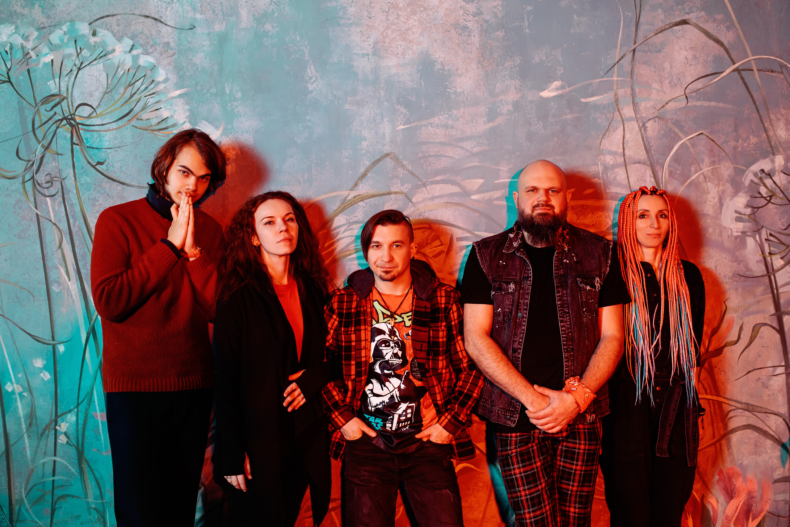 ЗНАК НЕРАВЕНСТВА. Фотограф Елена Богачева (lenalena_na_na_na)