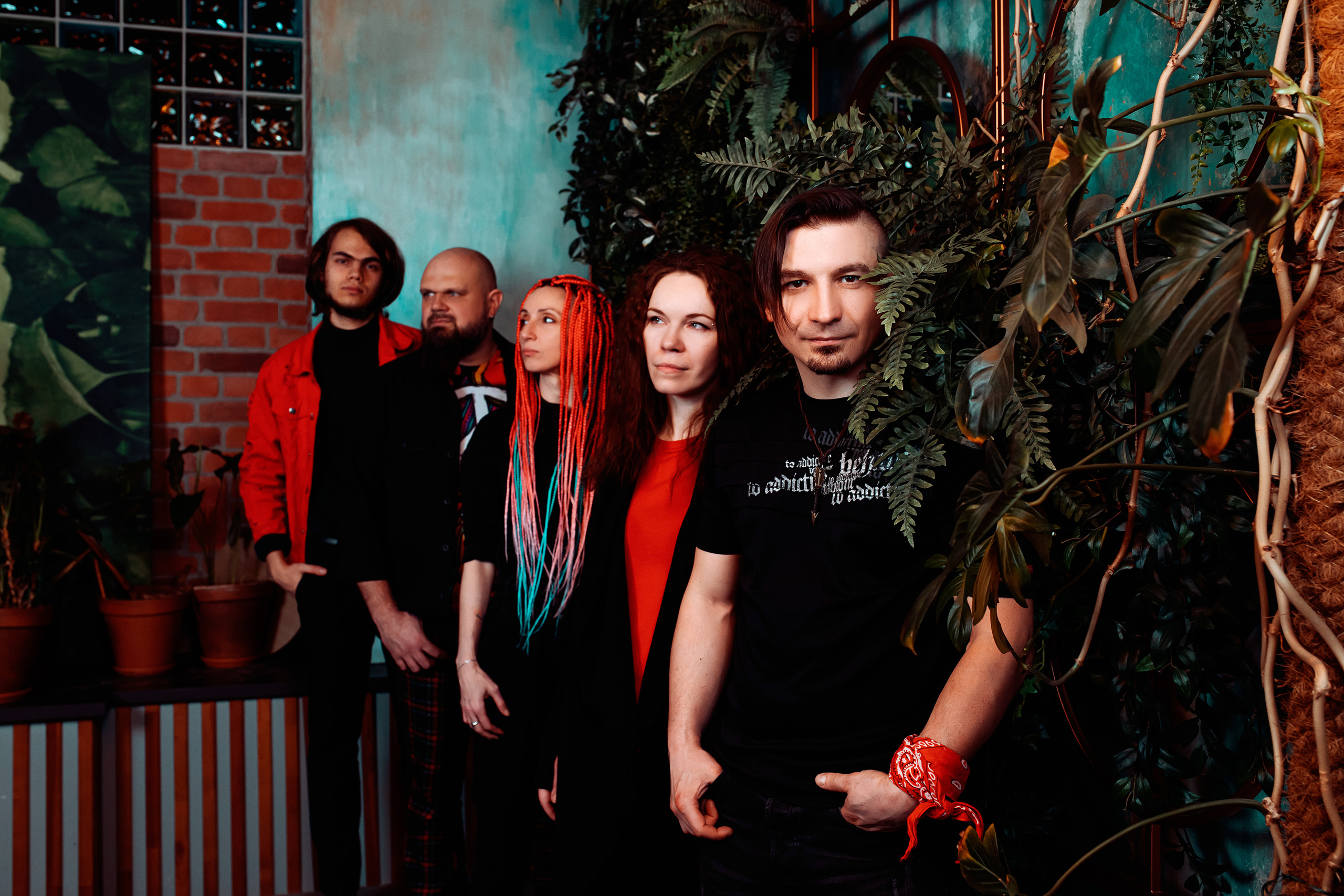 ЗНАК НЕРАВЕНСТВА. Фотограф Елена Богачева (lenalena_na_na_na)