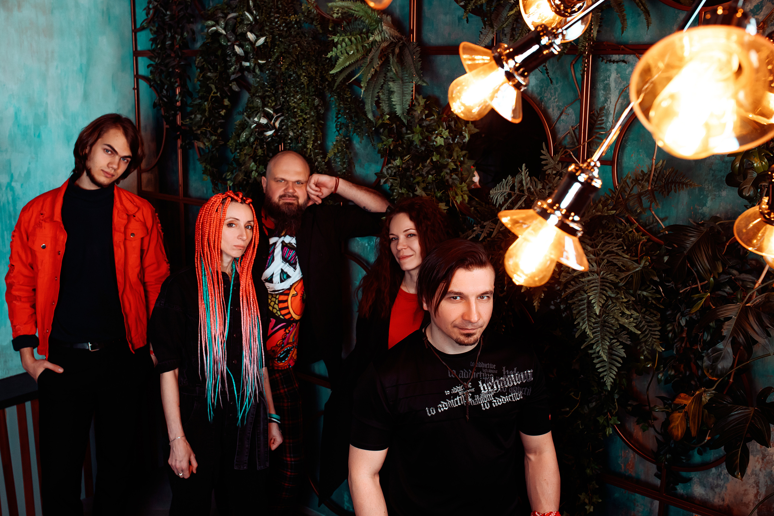 ЗНАК НЕРАВЕНСТВА. Фотограф Елена Богачева (lenalena_na_na_na)