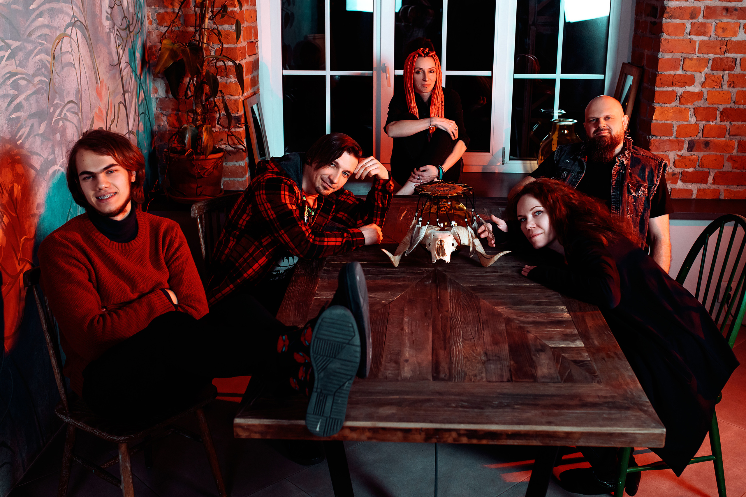 ЗНАК НЕРАВЕНСТВА. Фотограф Елена Богачева (lenalena_na_na_na)