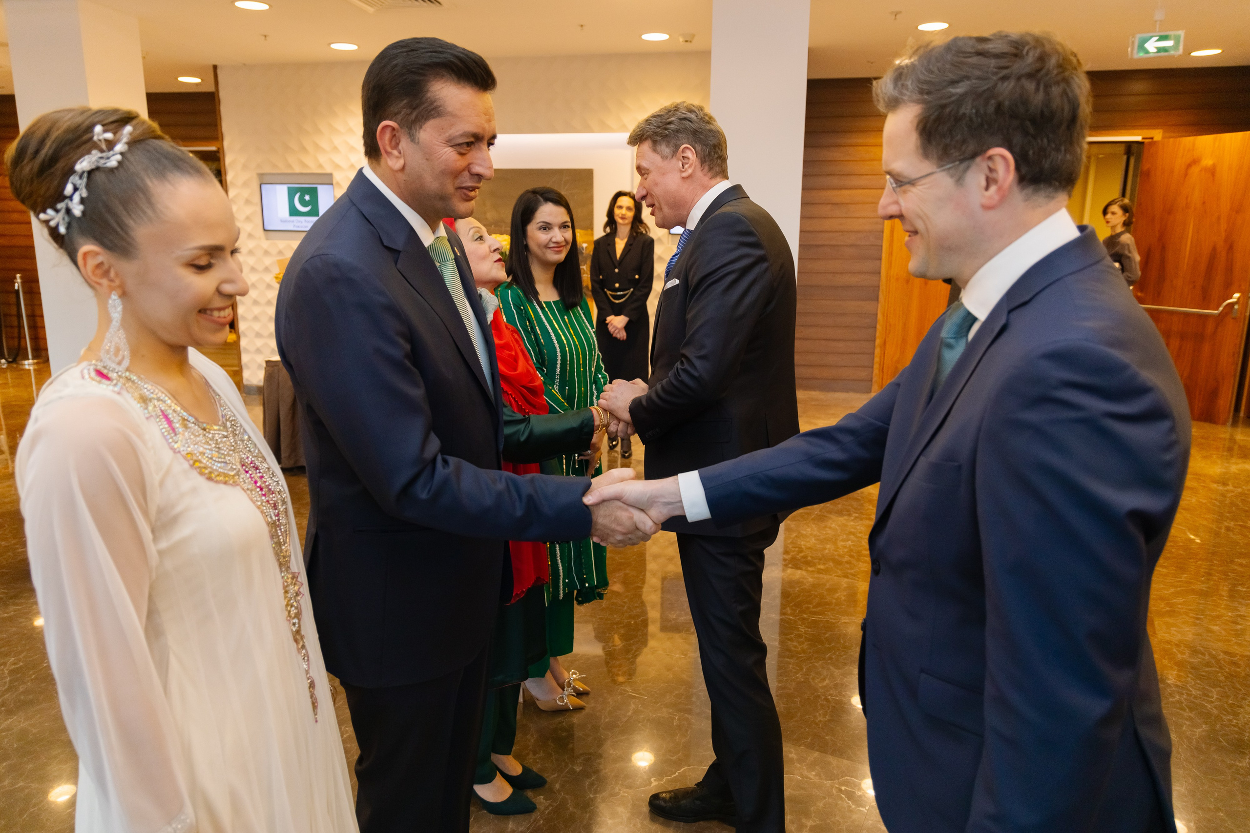 Фотосъемка делегации Пакистана в Беларуси в отеле Марриотт. Свадебный фотограф в Минске/Беларуси Сергей Спиридонов