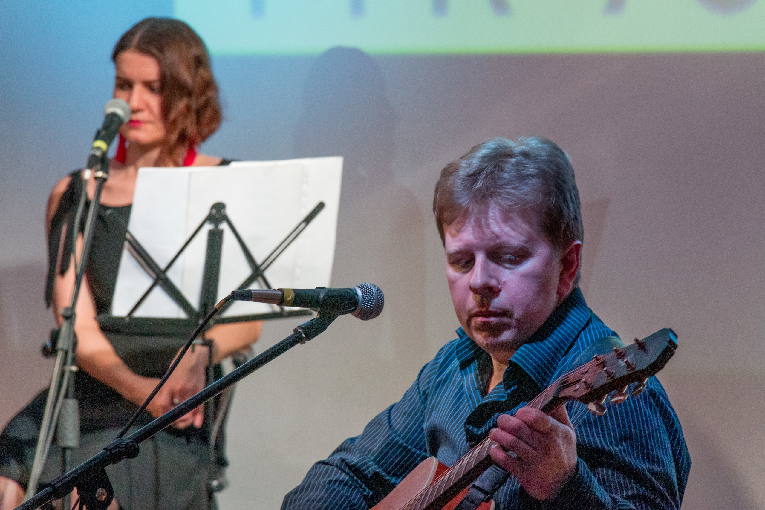 Добрые люди. Концерт коллектива на юбилее центра Шамбалы. VDAO.RU — исцеляющие практики