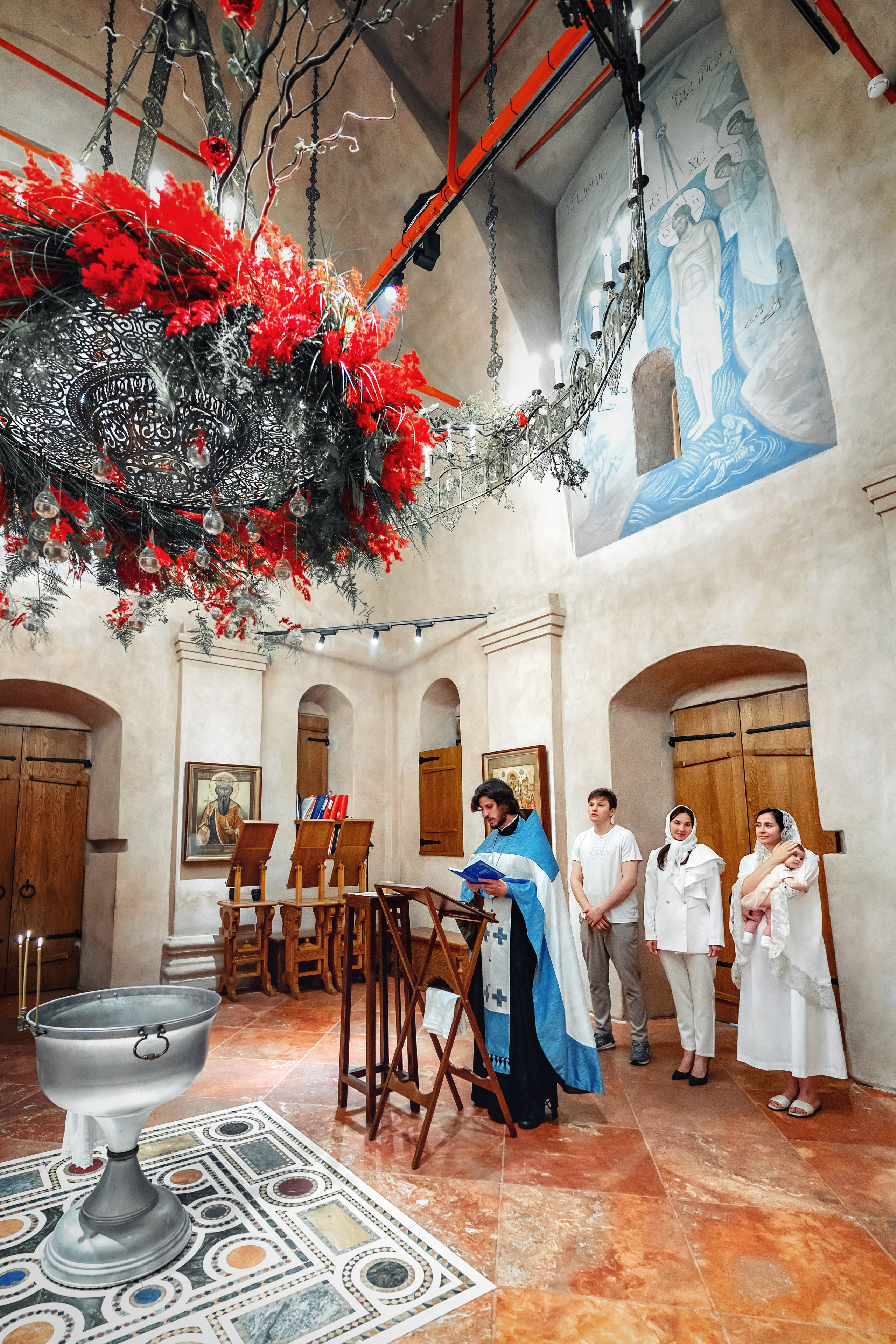 Фотограф на крещение Москва. Храм Антипы на Колымажном дворе. Фотограф \ Видеограф на Крещение, Венчание Москва| Семейные съемки