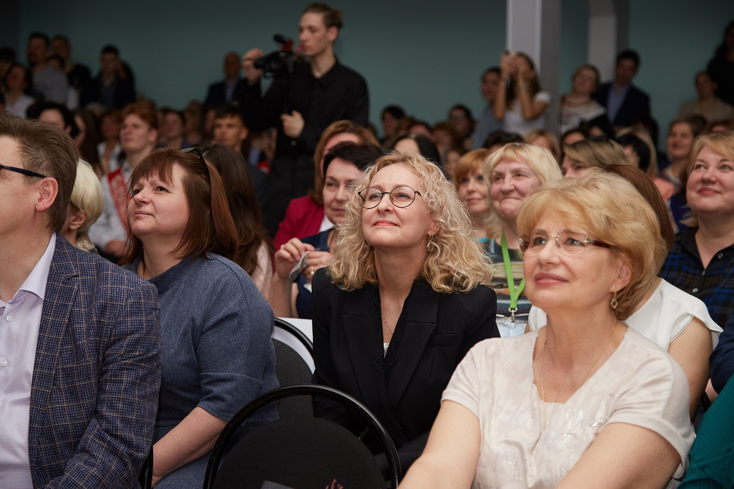 Последний звонок. Фотограф Савченко Люба. Москва