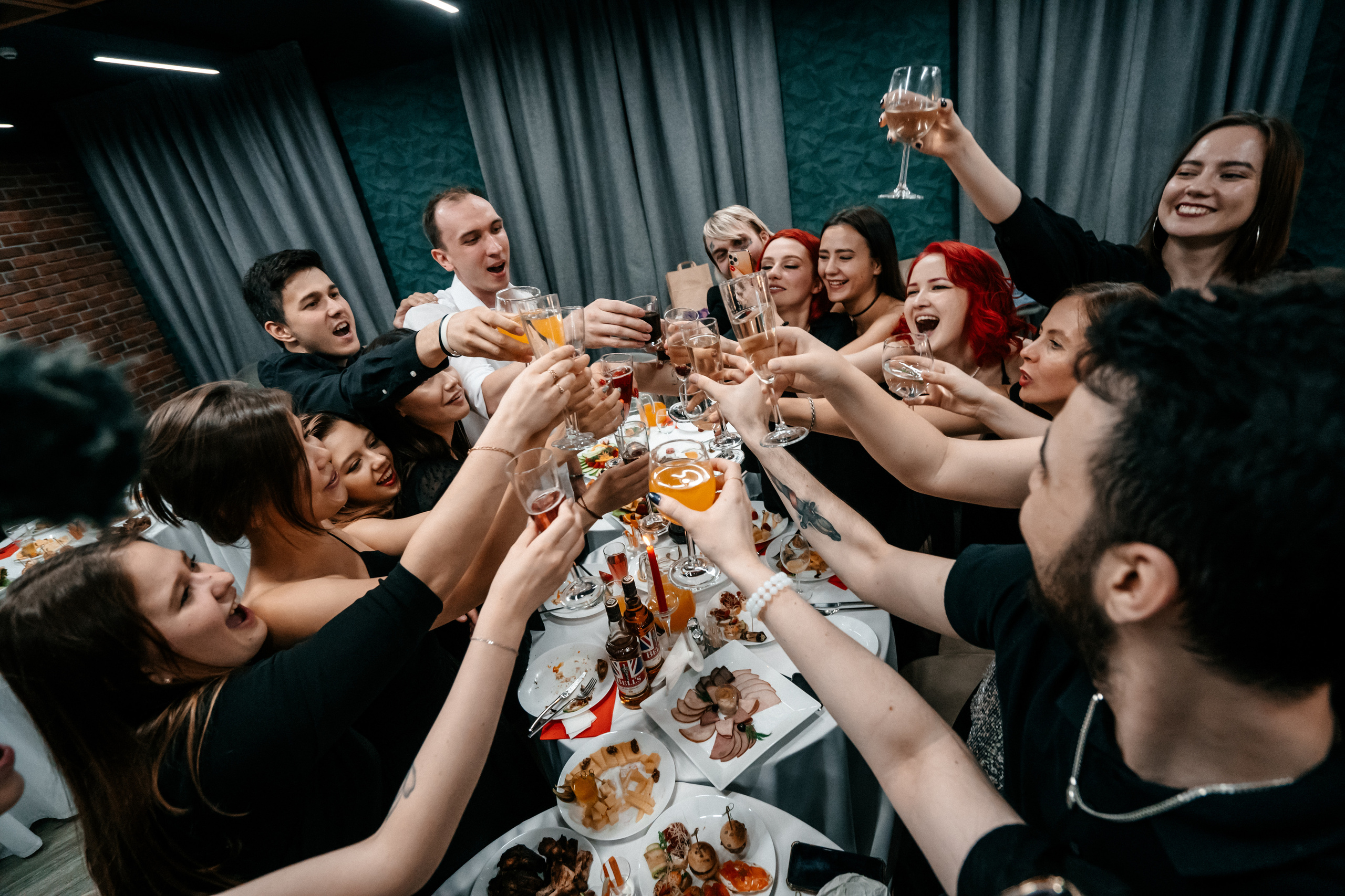 Дни рождения и корпоративы