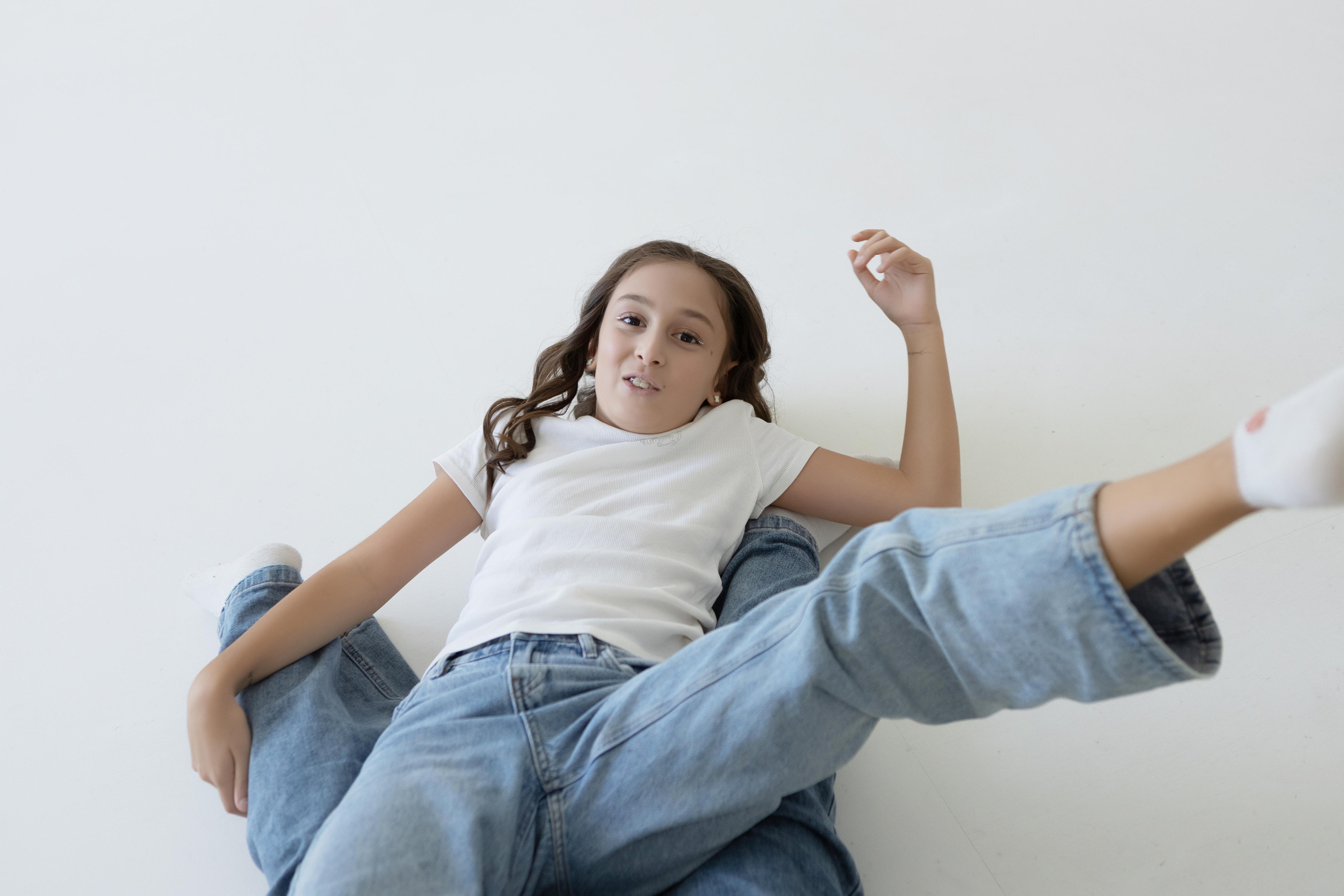 Сестры в студии. Семен Соколов