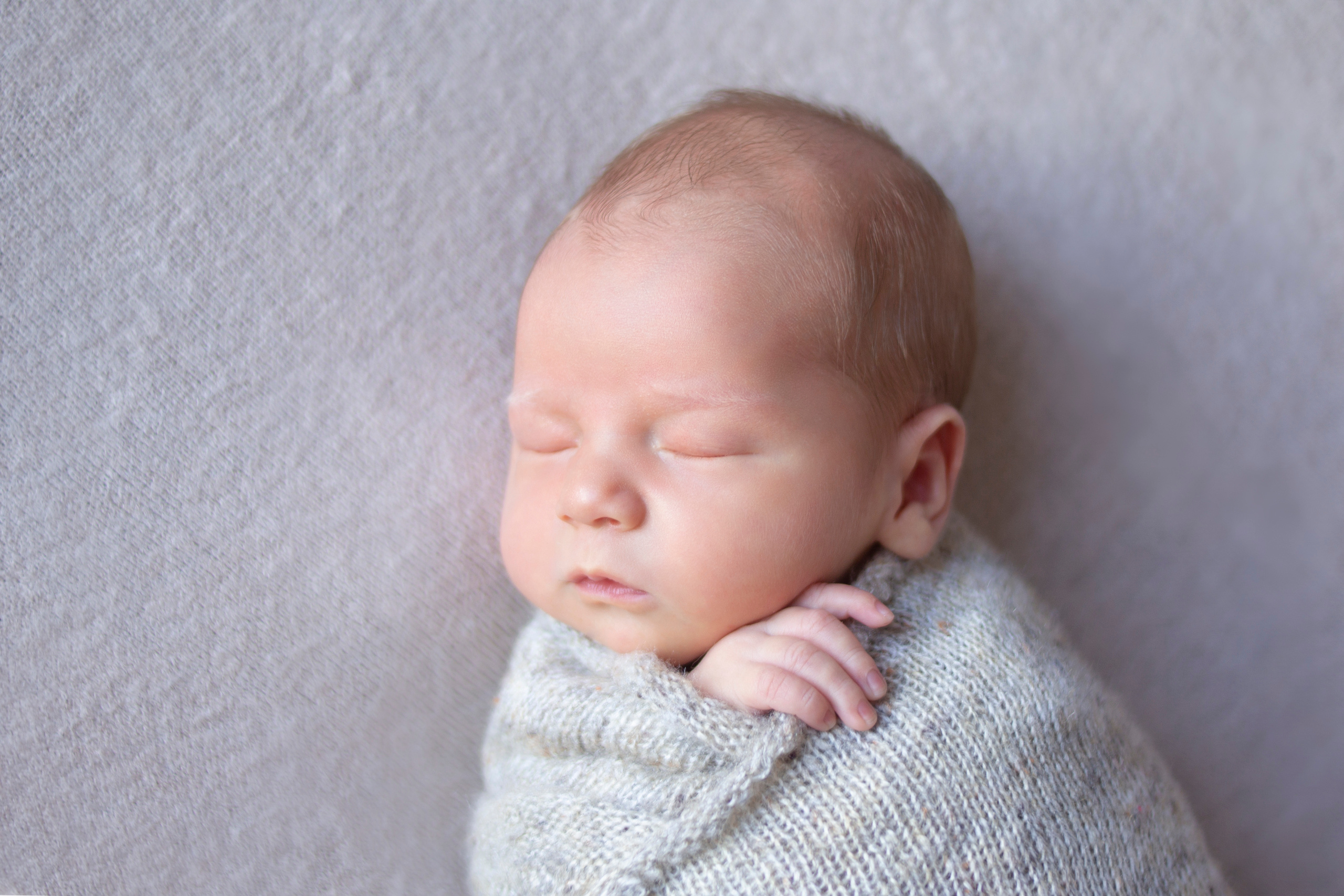 Фотограф новорожденных и семейный фотограф в Санкт-Петербурге