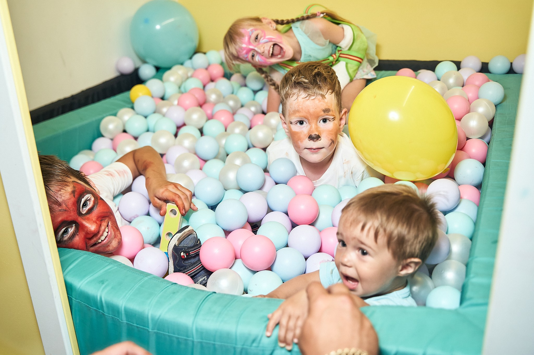 Детское портфолио. Репортажный и детский фотограф в Москве Илья Еренбург