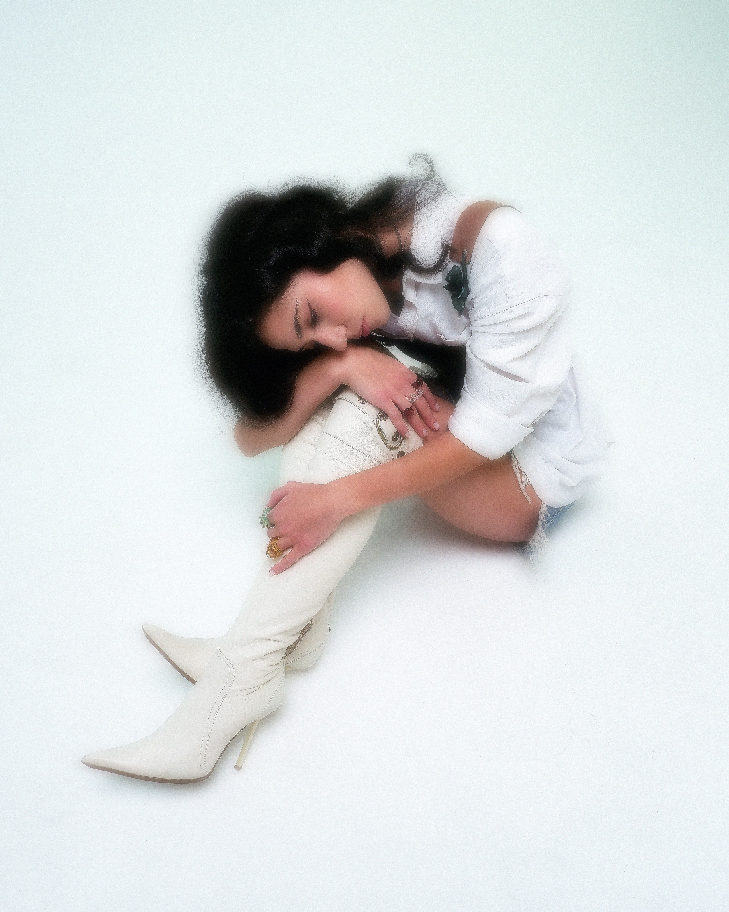 QLING.STUDIOxWISMMIND. ANNA — PHOTOGRAPHER