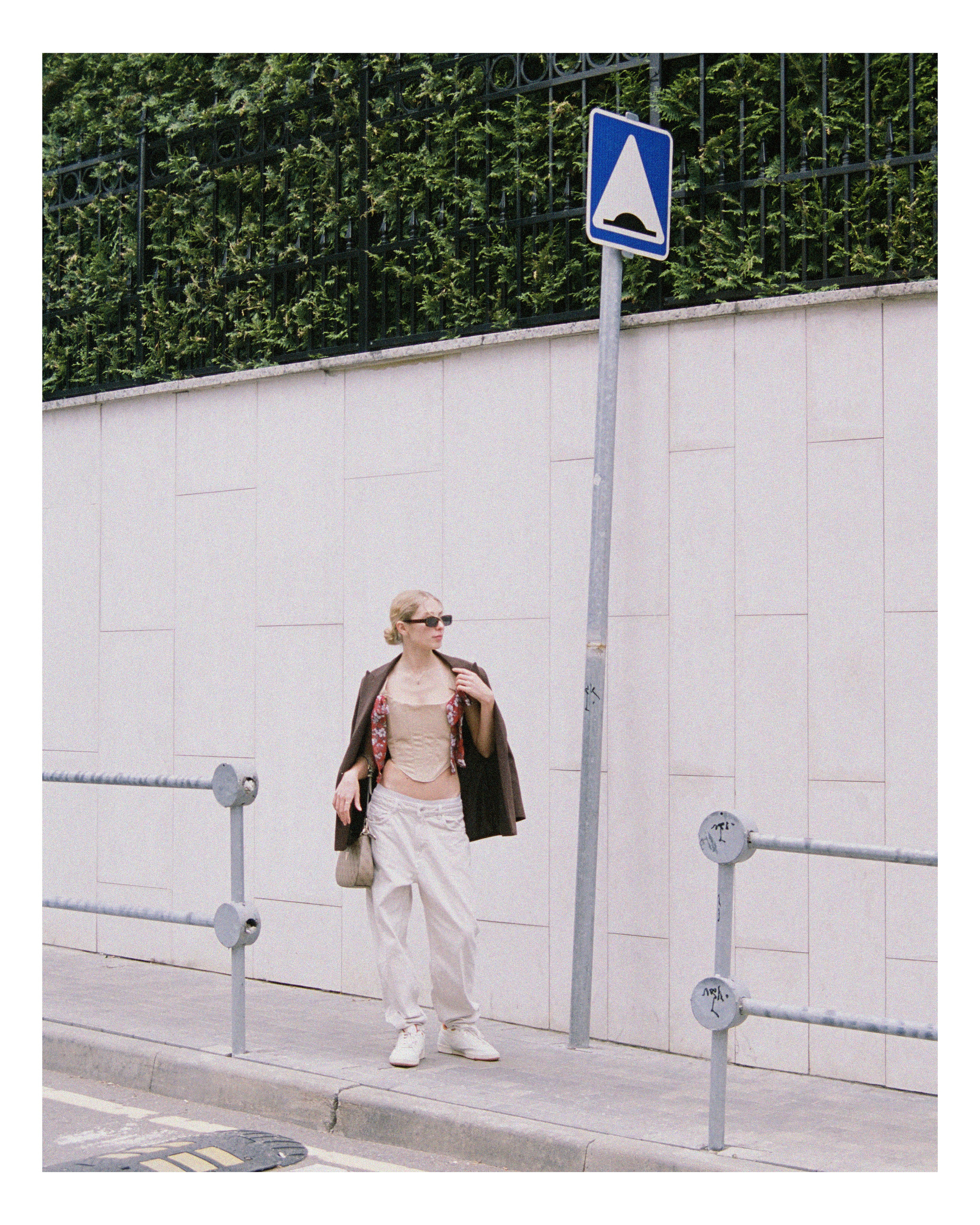 QLING.STUDIO'23. ANNA — PHOTOGRAPHER