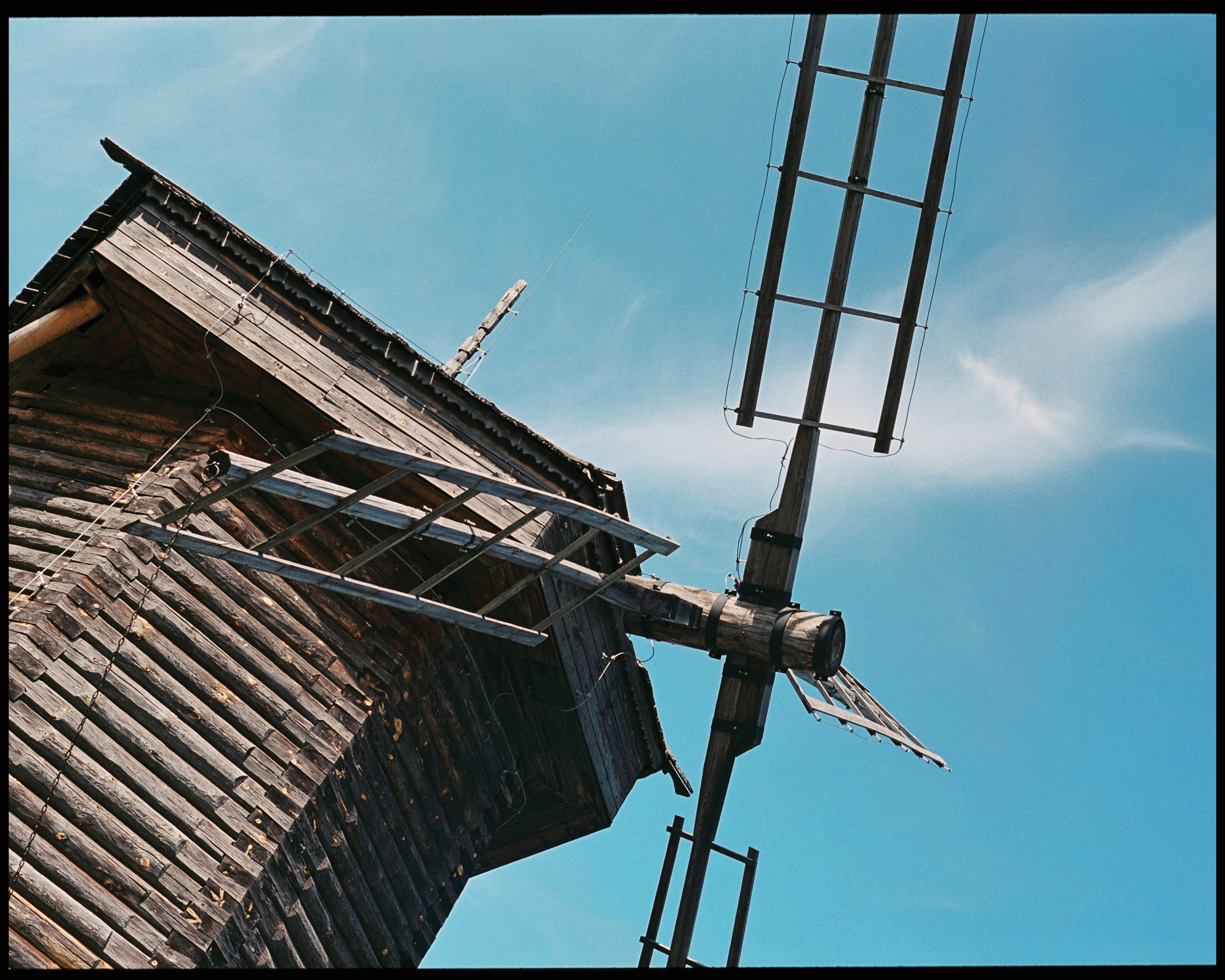 SUZDAL. ANNA — PHOTOGRAPHER