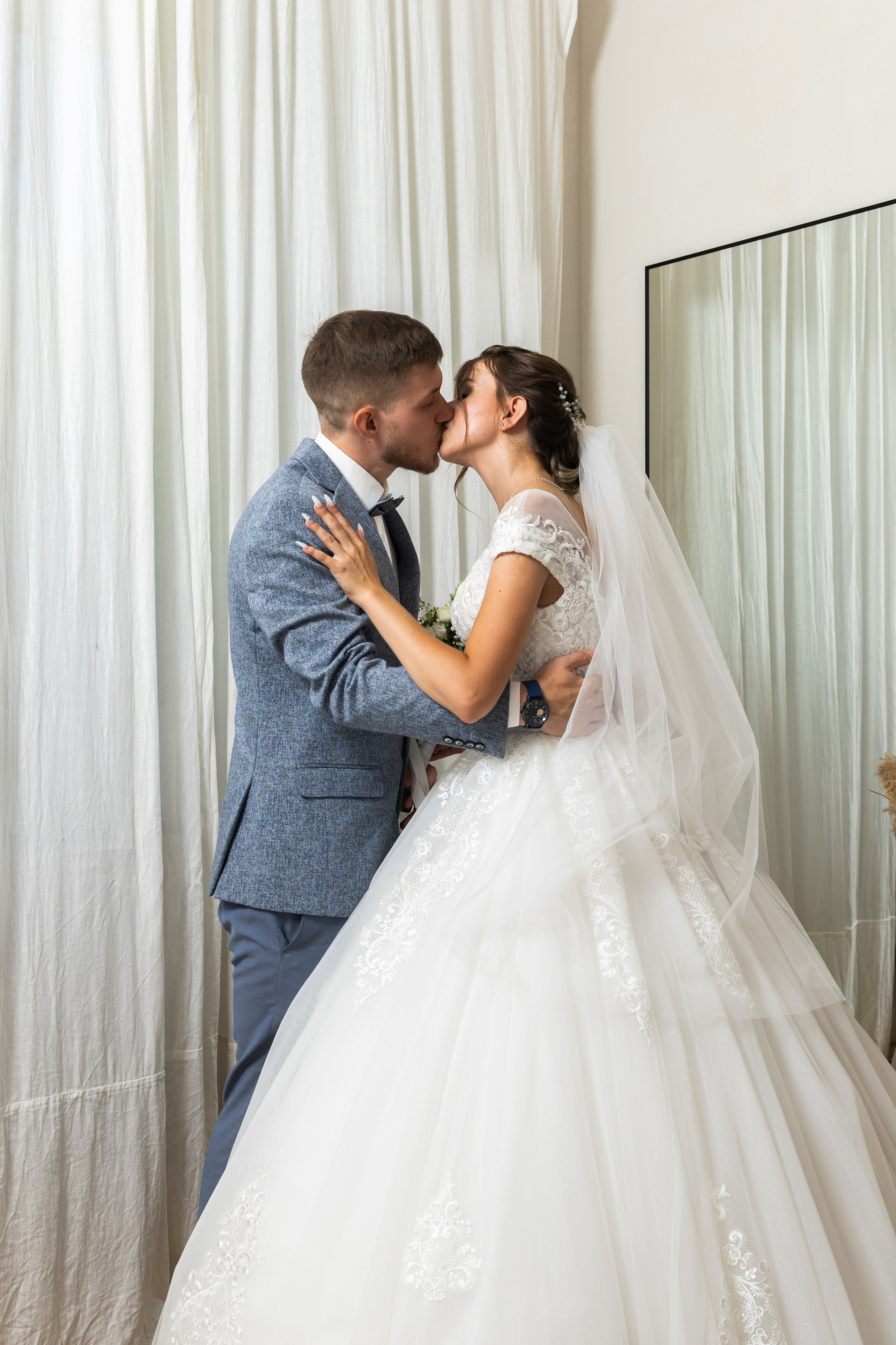 Утро жениха и невесты. Photomantis