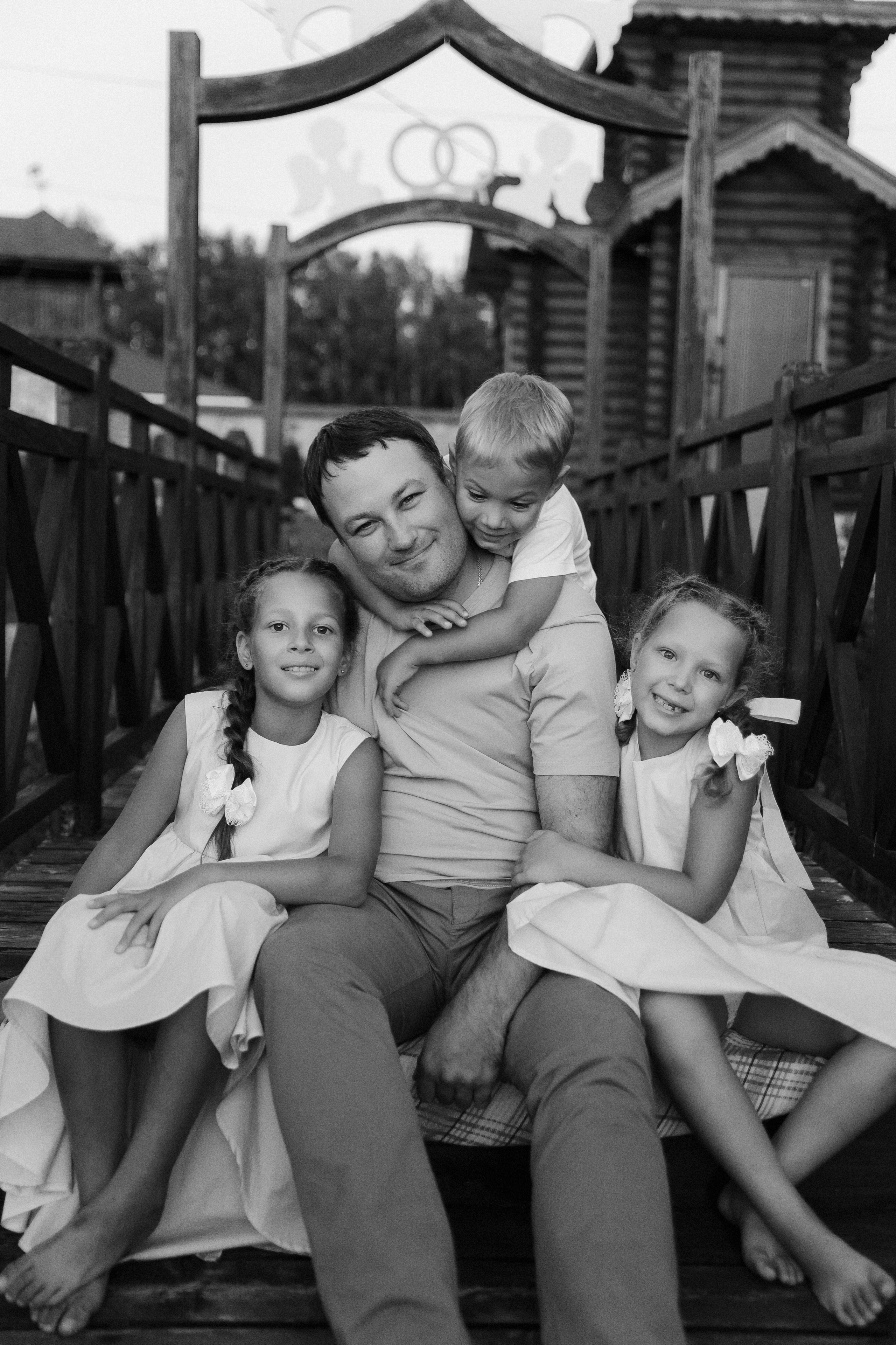 Олег, Вика, Варя, Маша и Тима. Семейный фотограф • Домашние съемки в Нижнем Новгороде