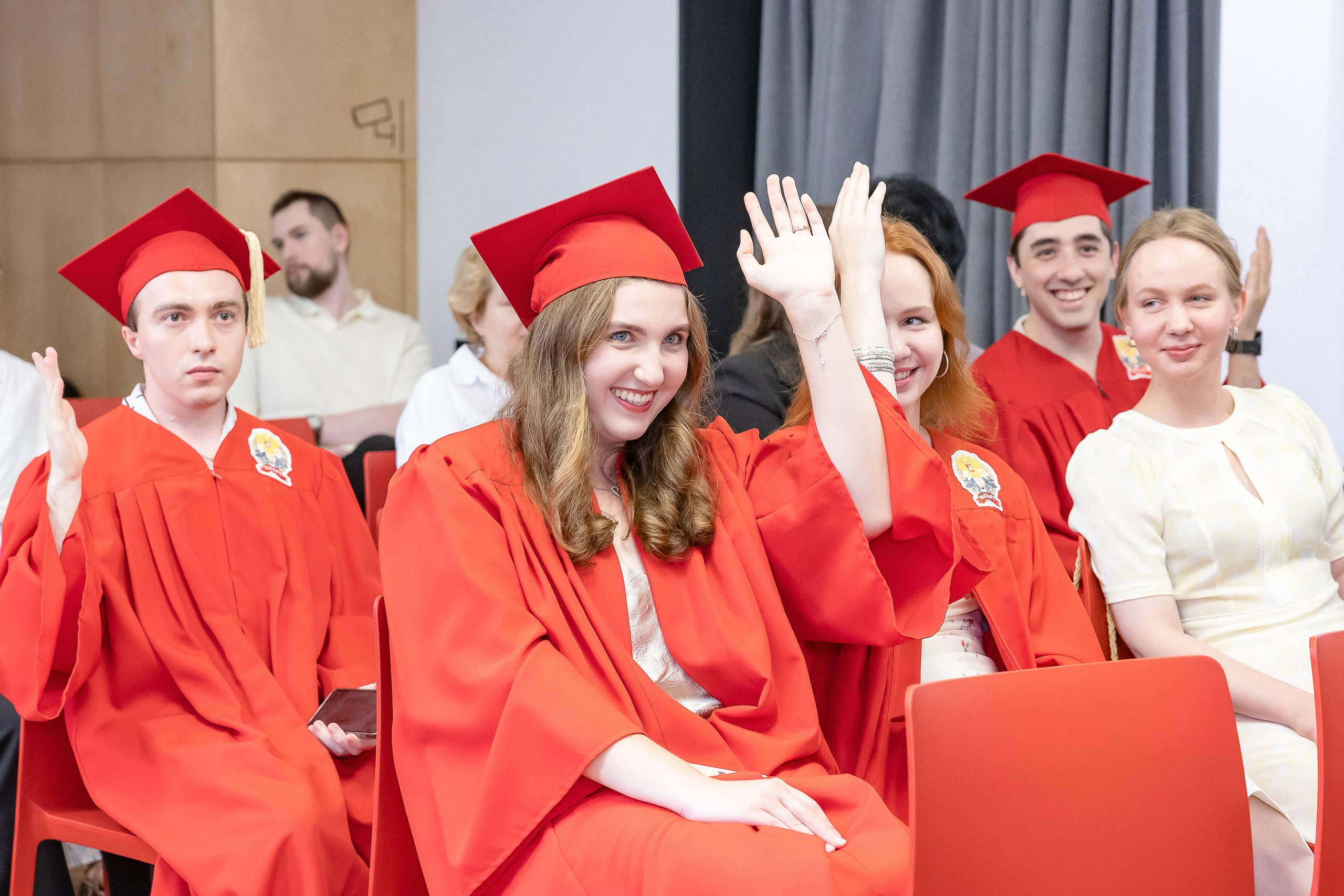 Вручение дипломов об окончании обучения в Президентской академии РАНХиГС. Фотограф Владимир Охрименко