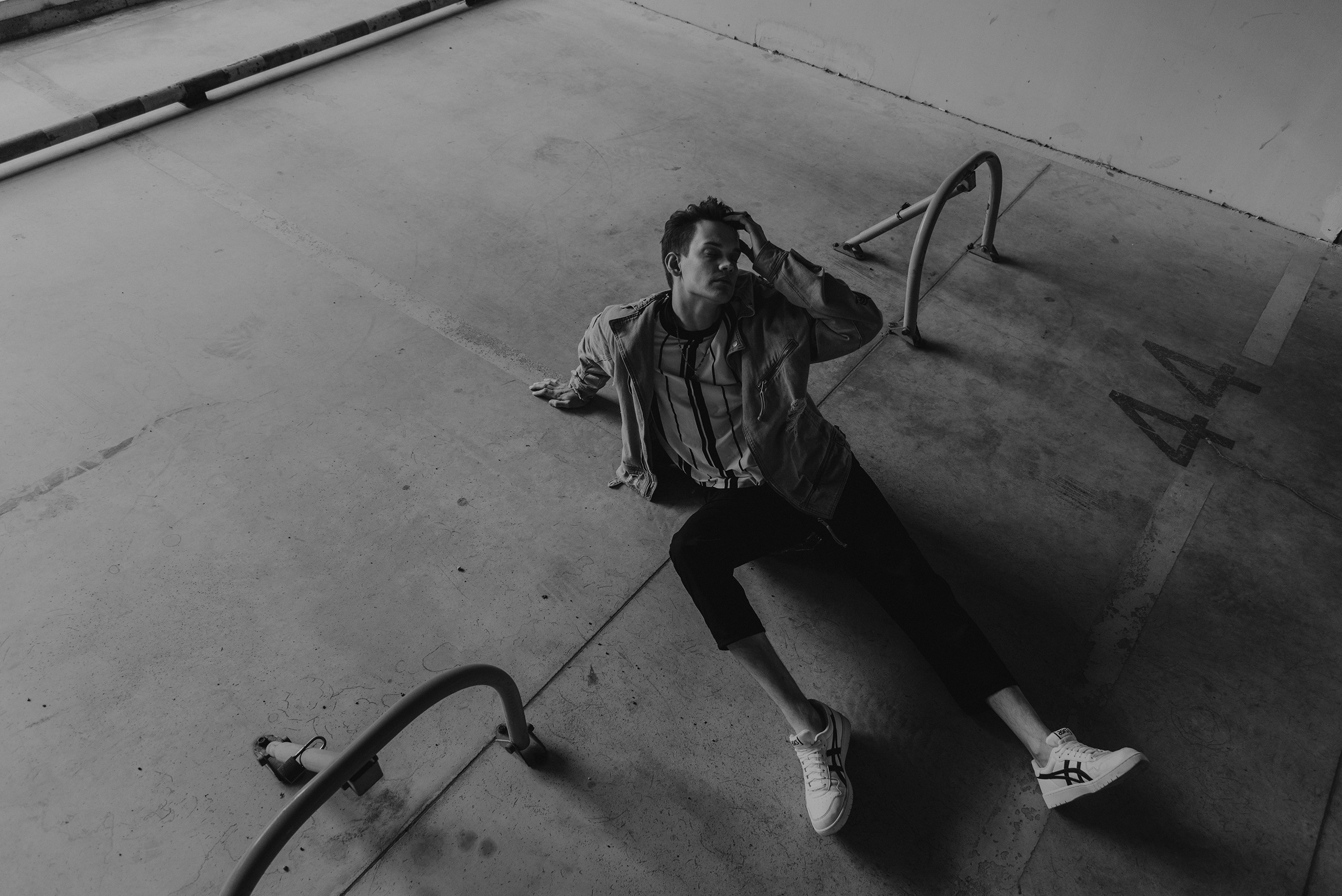 Мужская уличная фотосессия в москве. Свадебный и индивидуальный фотограф Никита Роут | Москва