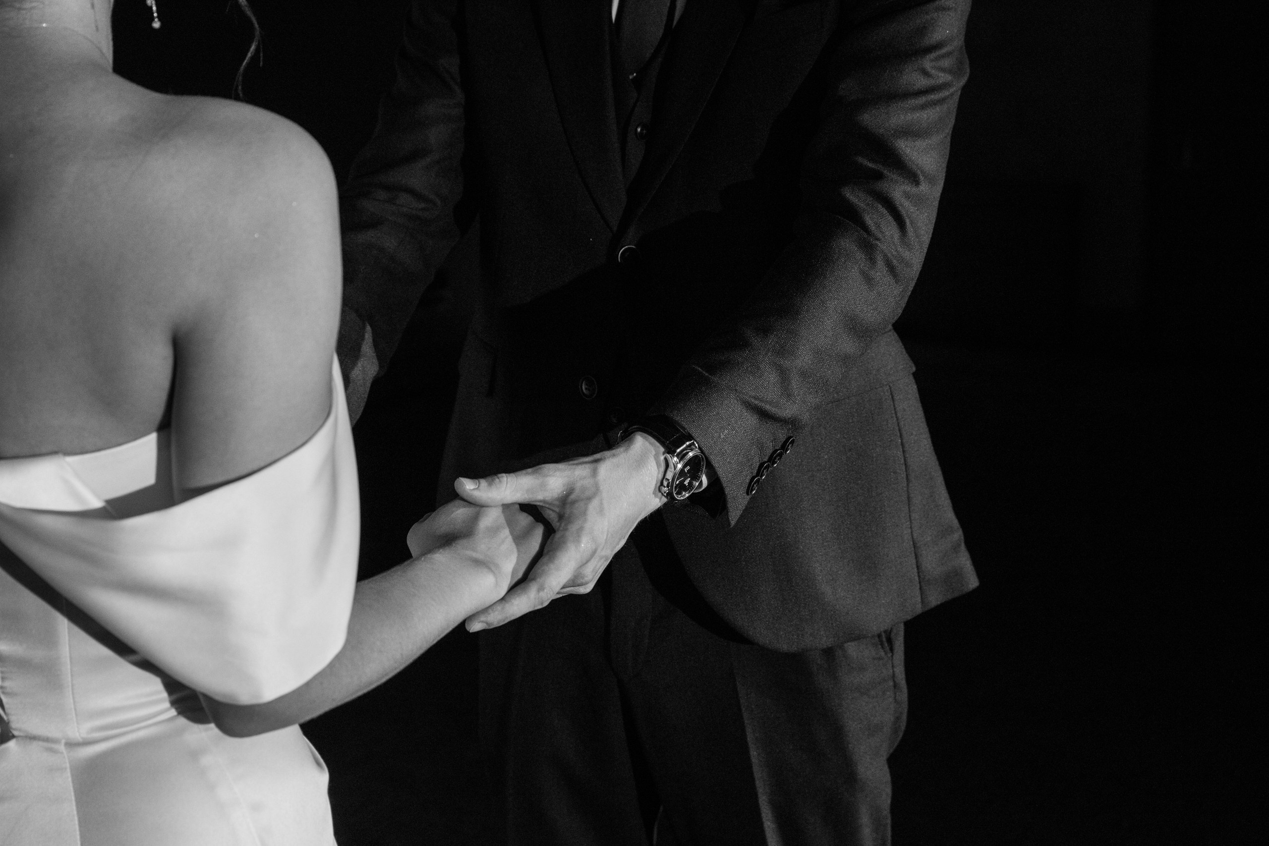 First of all, it's not the planes. Свадебный фотограф в Казани, РТ, РФ Миннуллин Динар