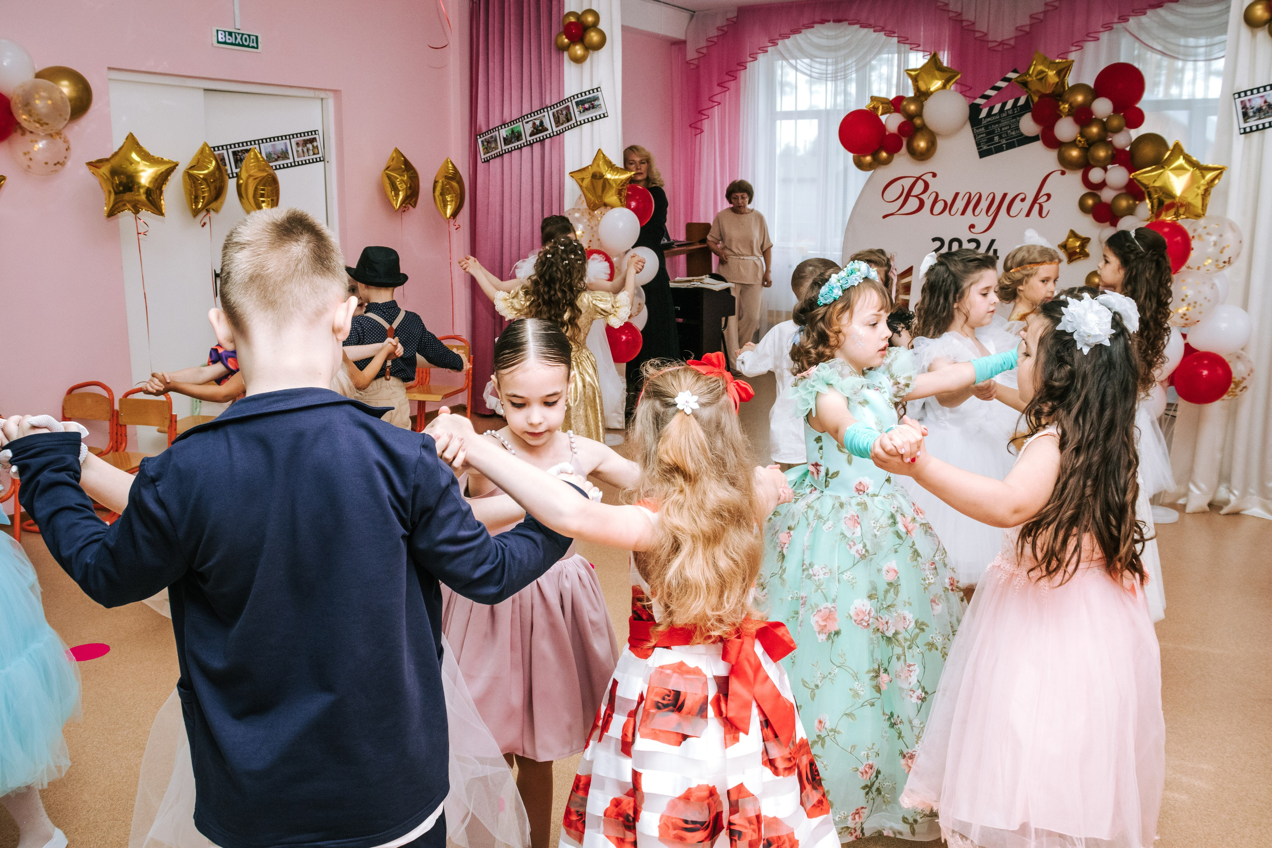 Фотограф на выпускной Детского сада Томск. Фотограф в Томске Дарья Пучкина