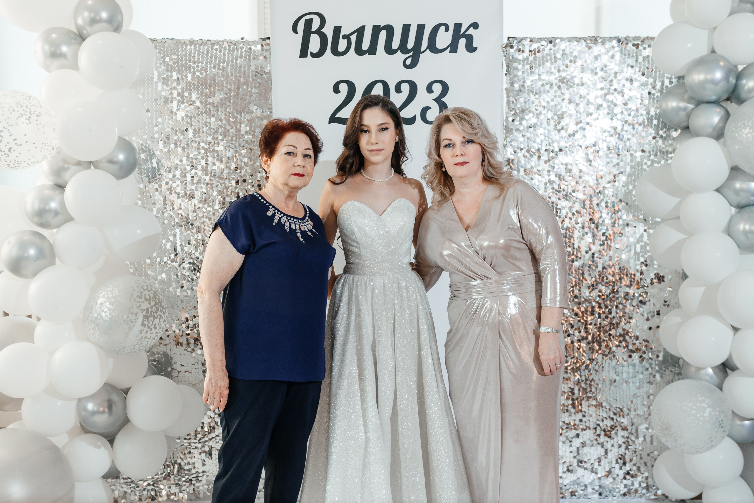 Выпускной 11 «А». Школа № 42. Свадебный фотограф в Краснодаре Николай Крауз