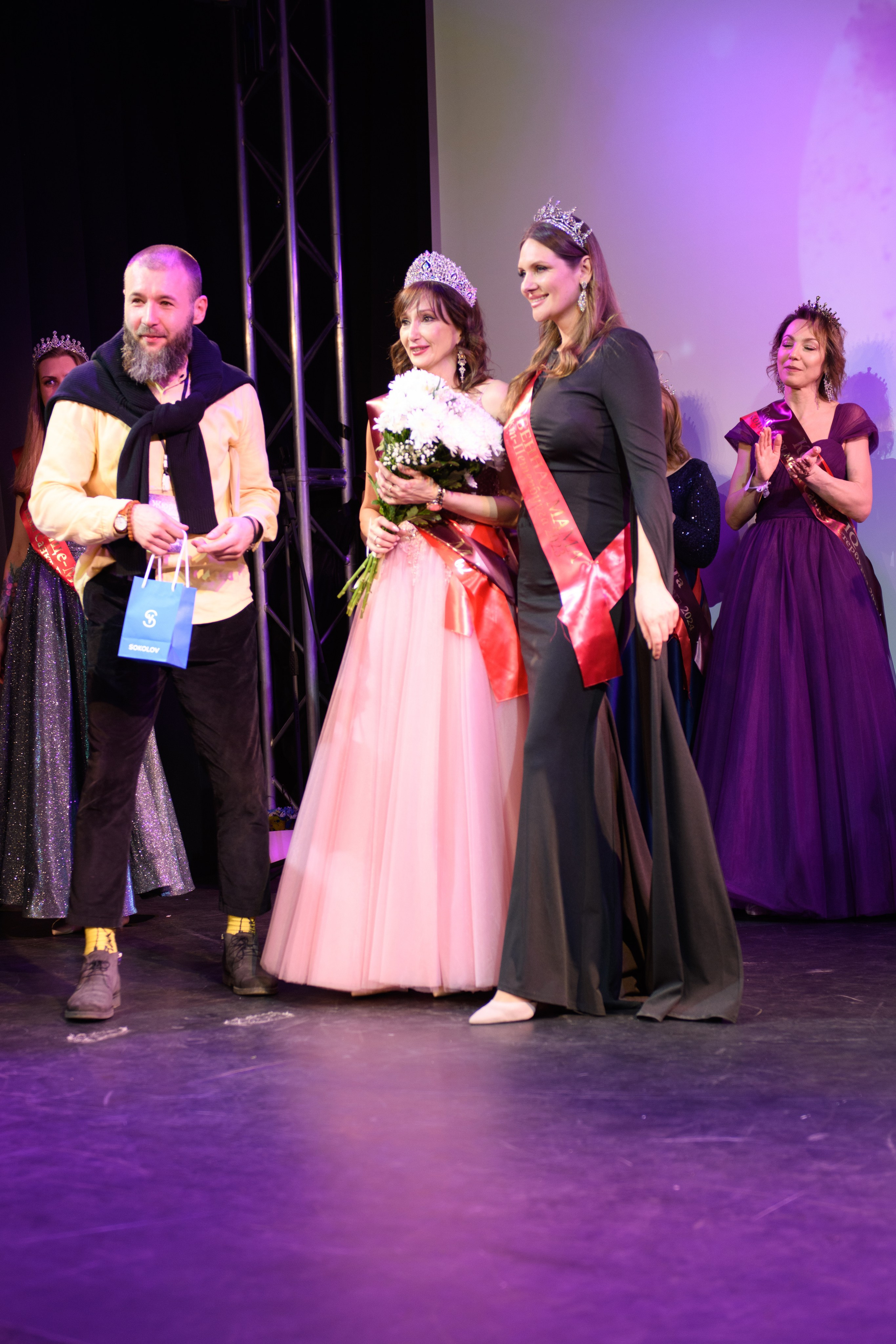 Финал конкурса красоты и материнства «Особенная мама». Организация и проведение фотосъемок в Санкт-Петербурге. Фотограф Смирягин Илья