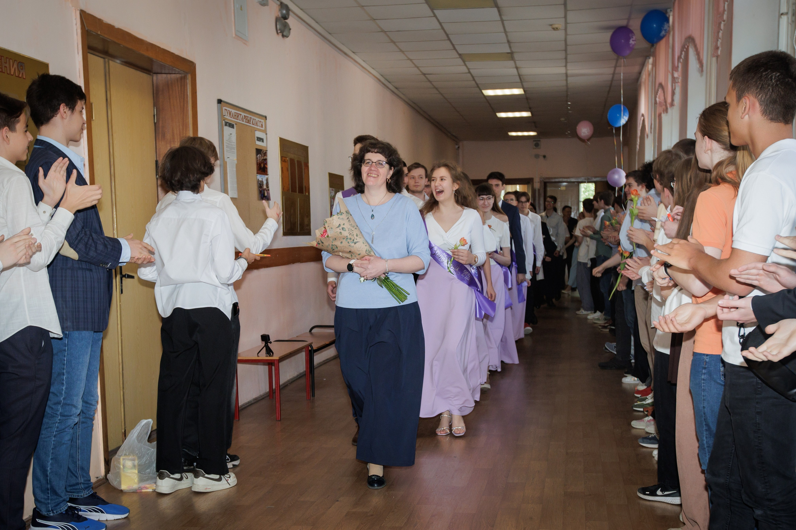 11 класс / Последний звонок / МехМат / г. Москва. Детский и семейный фотограф Мария Киселёва. Москва