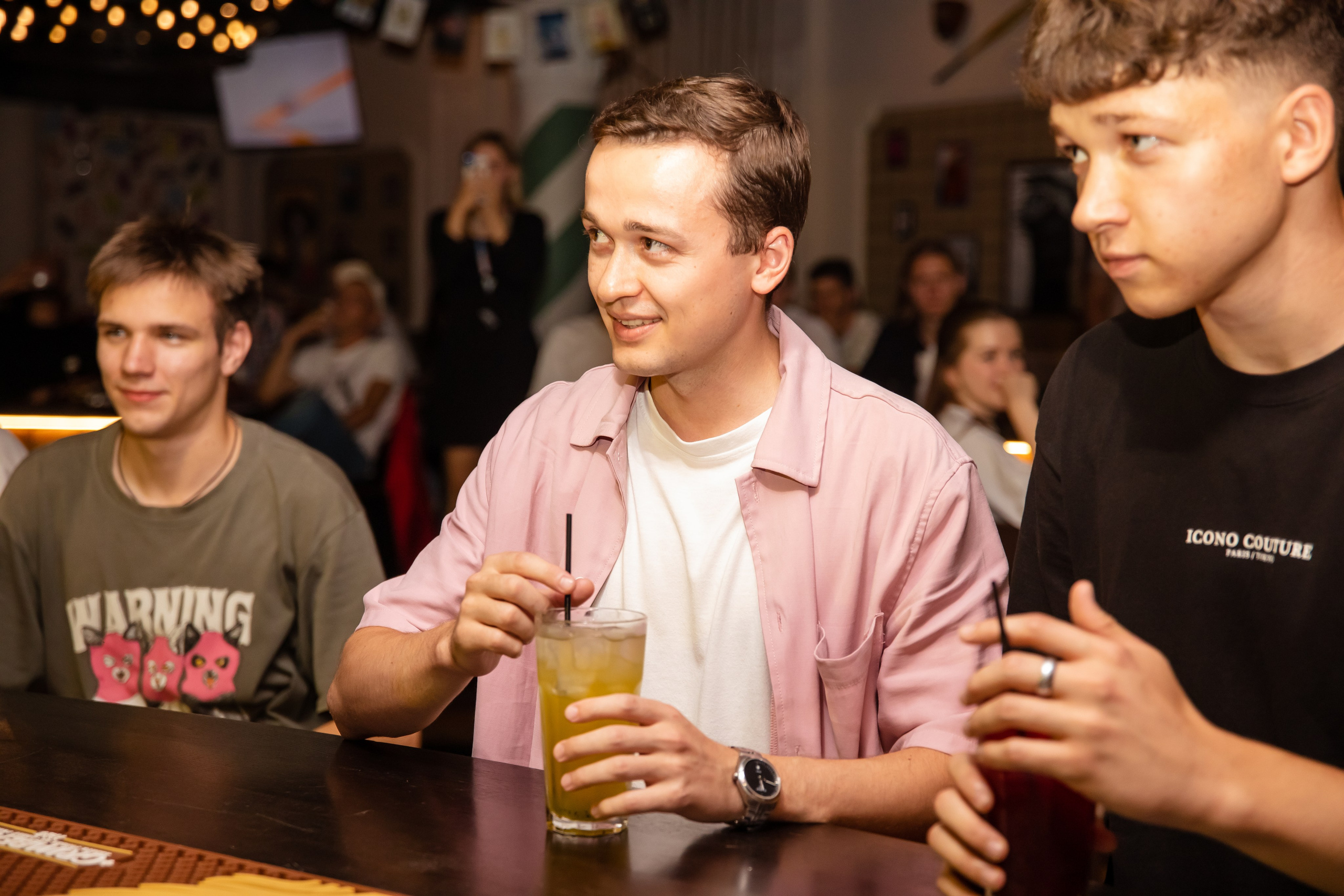 Паб 12. Репортажный фотограф Минск ❘ Костецкий Илья ❘ Беларусь