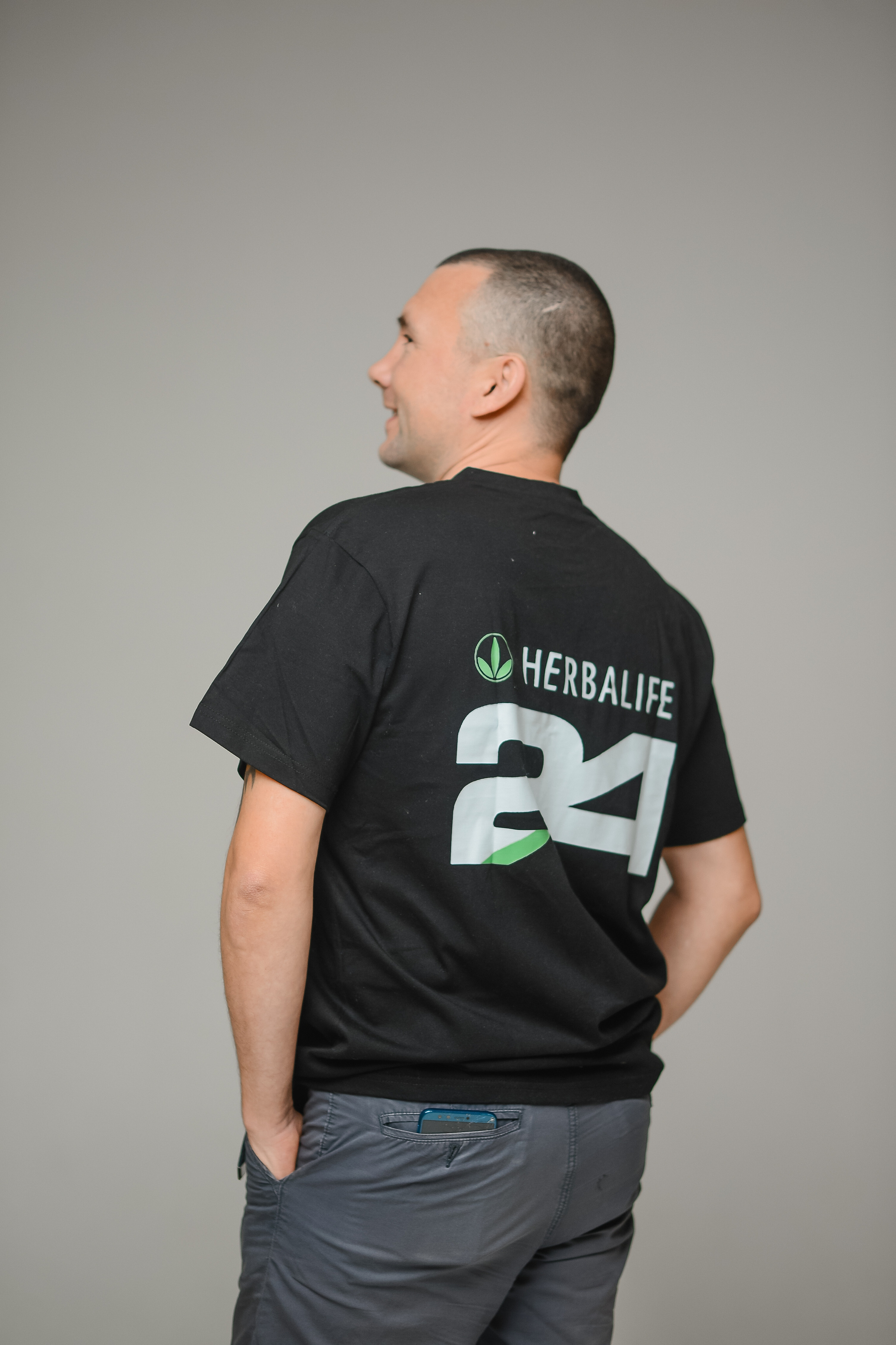 Дружный коллектив в студии. Thephoto-russia.ru