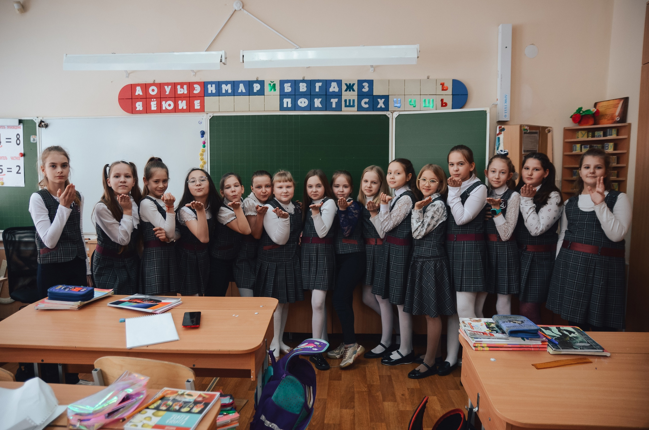 Стенах школы. Thephoto-russia.ru