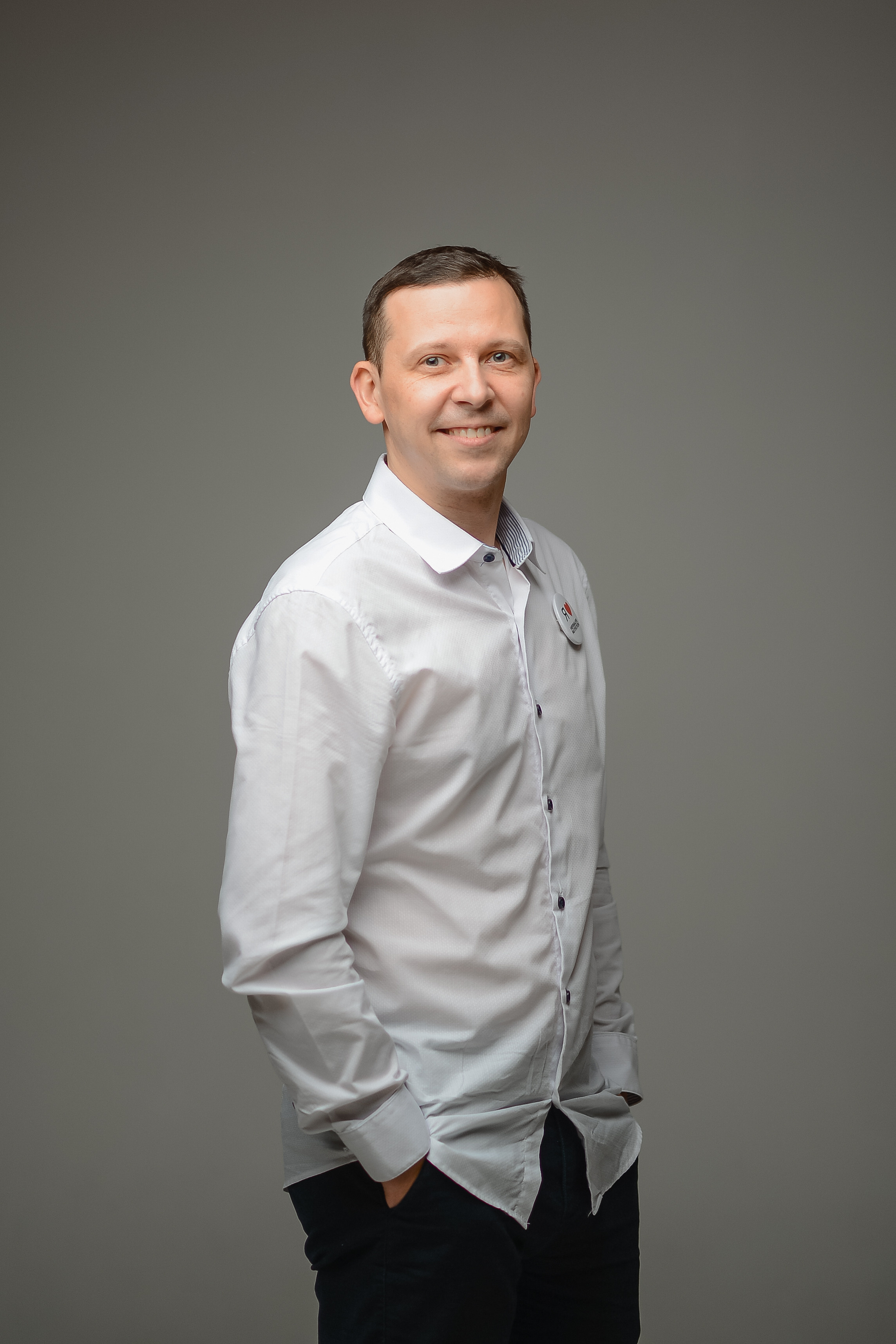 Дружный коллектив в студии. Thephoto-russia.ru