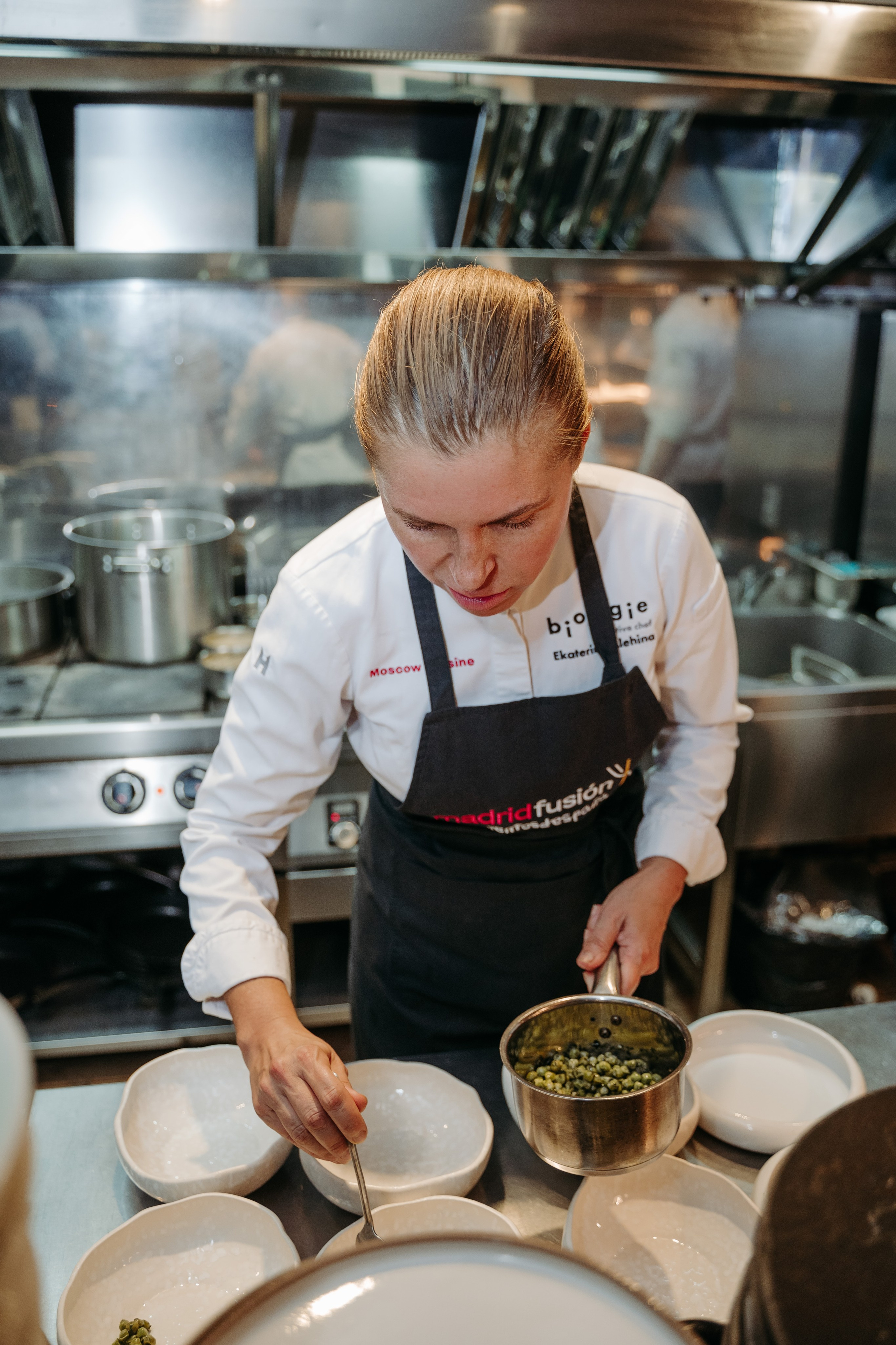 Открытый ужин с Mishlen Шеф Поварами. Репортажный и свадебный фотограф в Москве Рая Небогатова