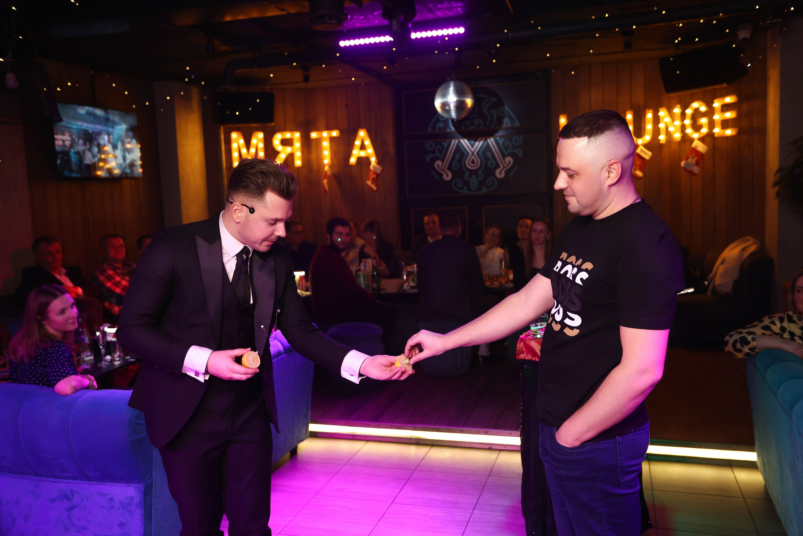 22/12/23 Новогоднее караоке в Мята Спортивная. Мята Спортивная — Кальянная, караоке, бар в Минске