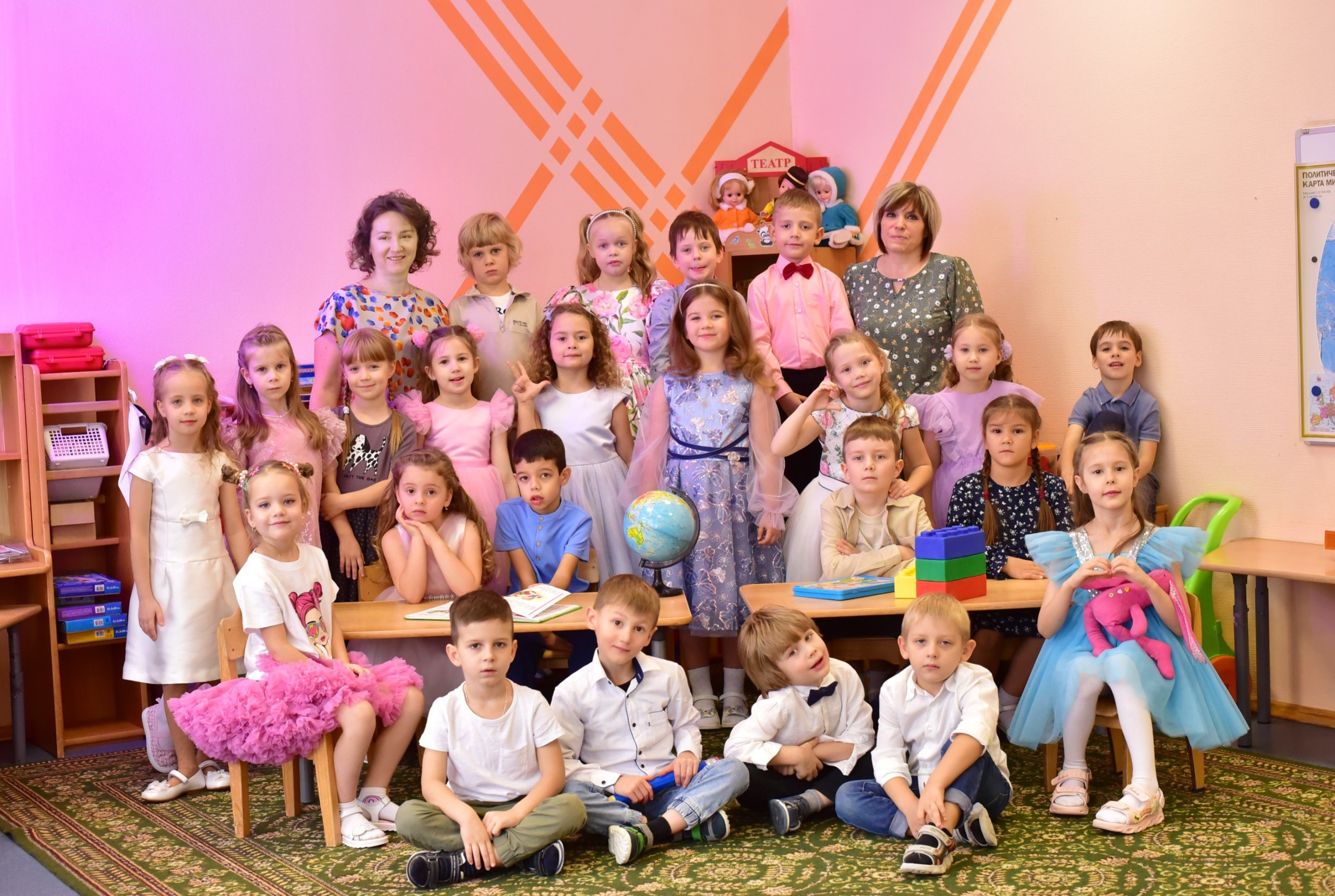 Фото и видеосъёмка мероприятий в детском саду. Стильные выпускные альбомы, детские фотосессии, сюжетные фотографии