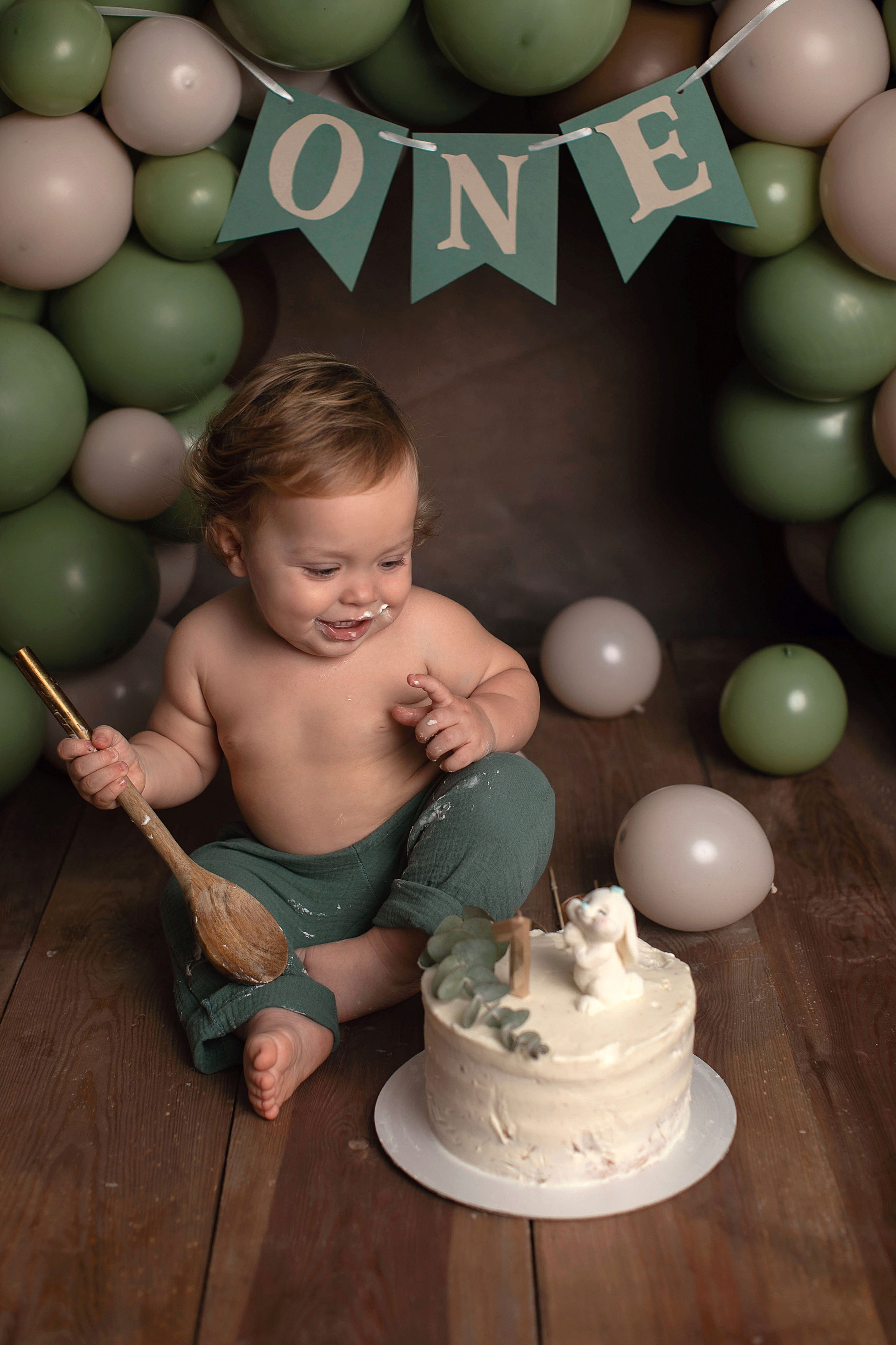 Съемка Первый тортик. Фотограф новорожденных