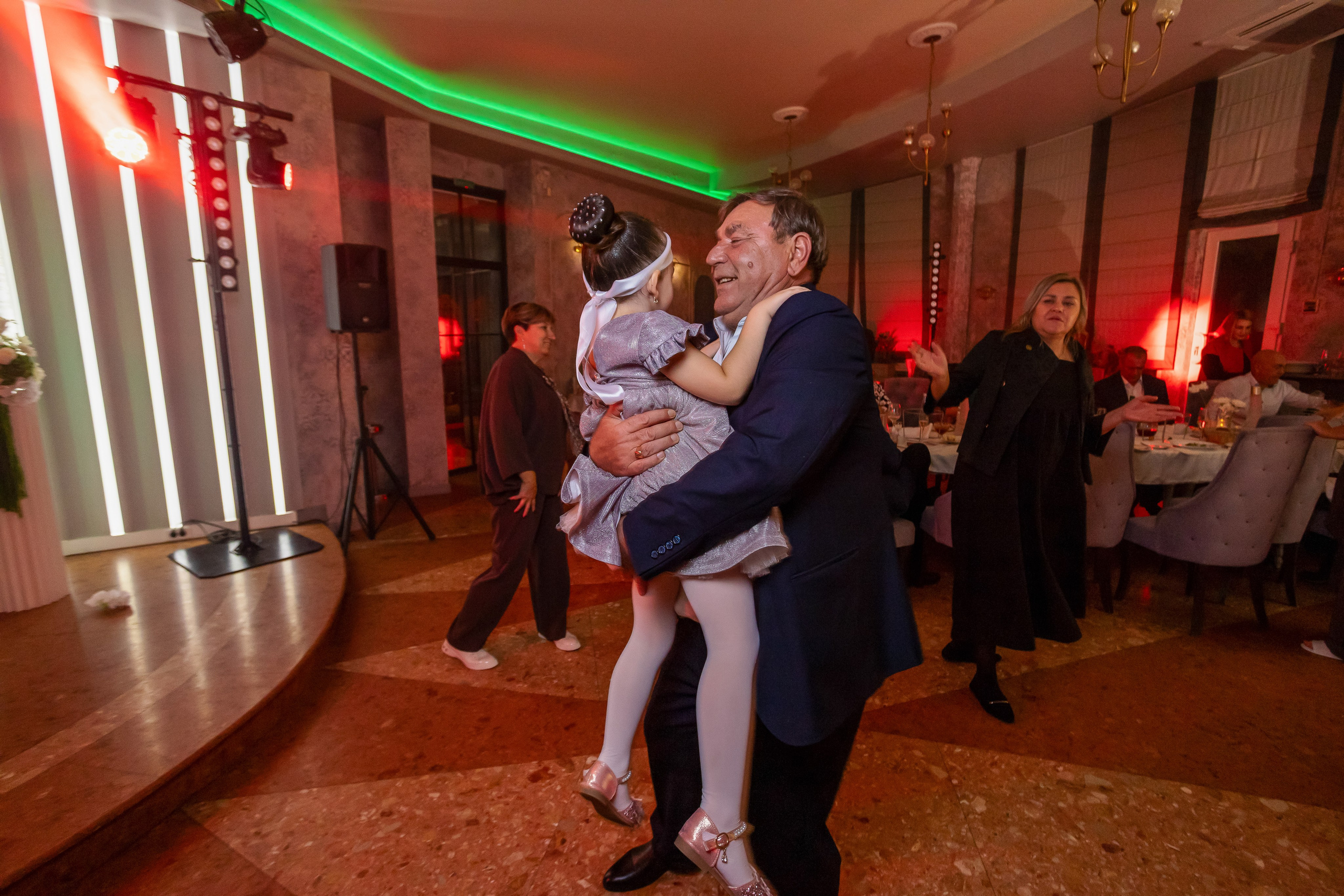 Банкет Максим & Елизавета. Репортажный фотограф Анапа