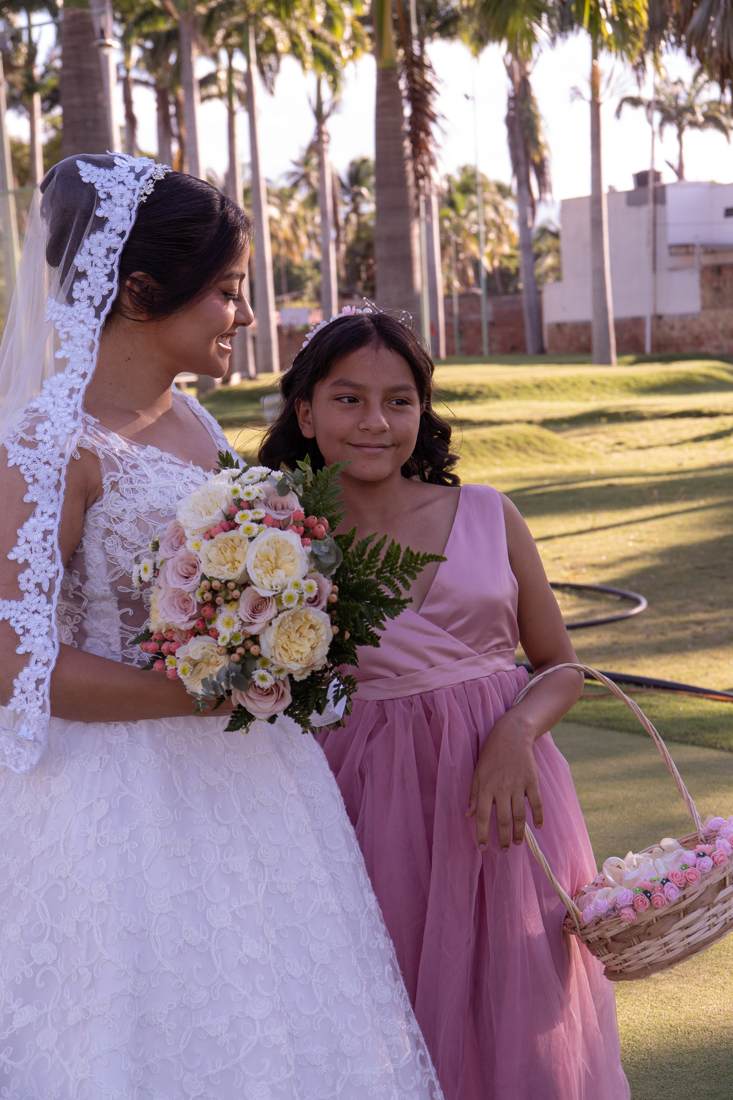 Carola & Gerson. Wedding Photographer in Barcelona and Medellin