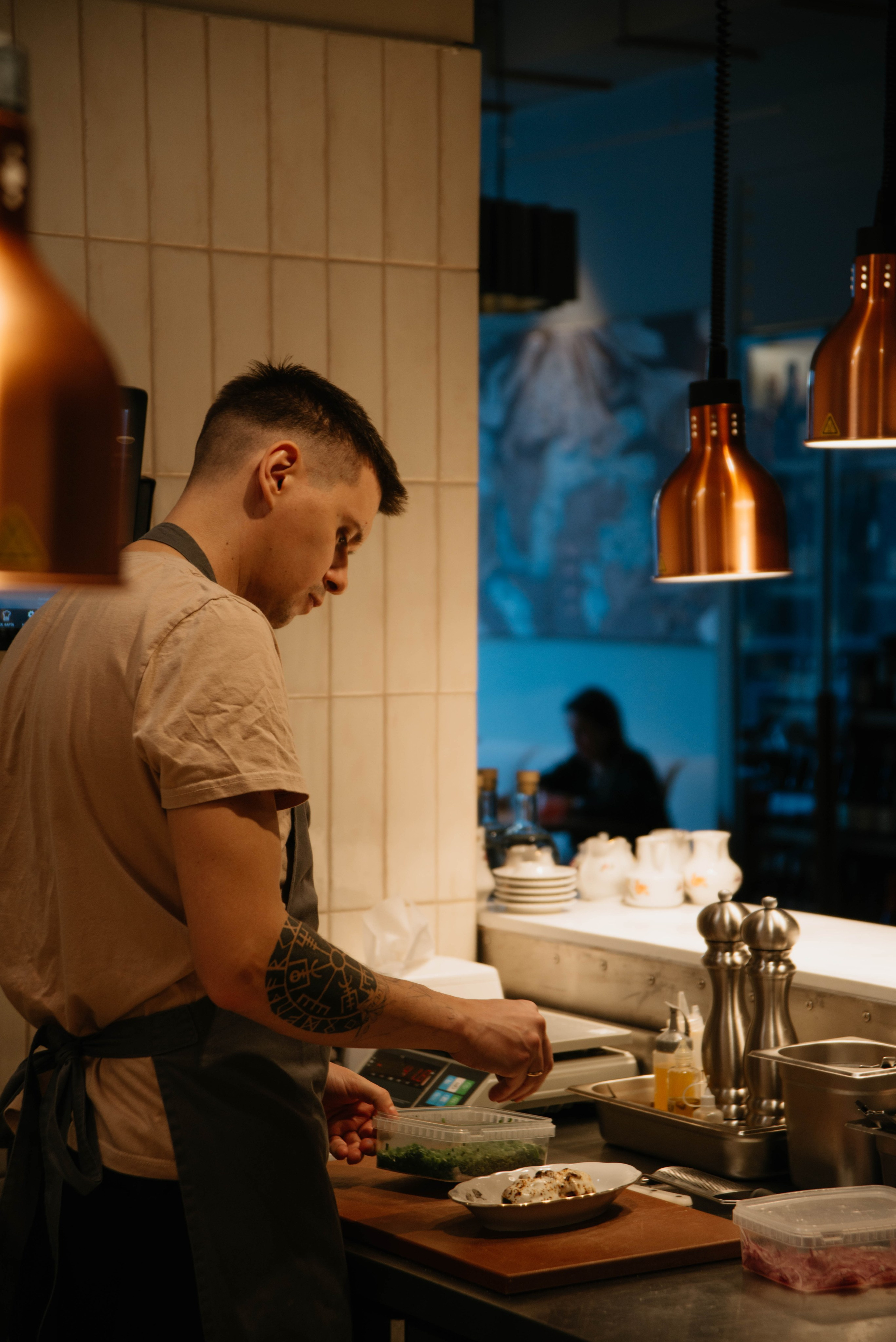 Контентная фотосессия для ресторана La Volte. Ксения Glossa. Портретный и репортажный фотограф в Самаре