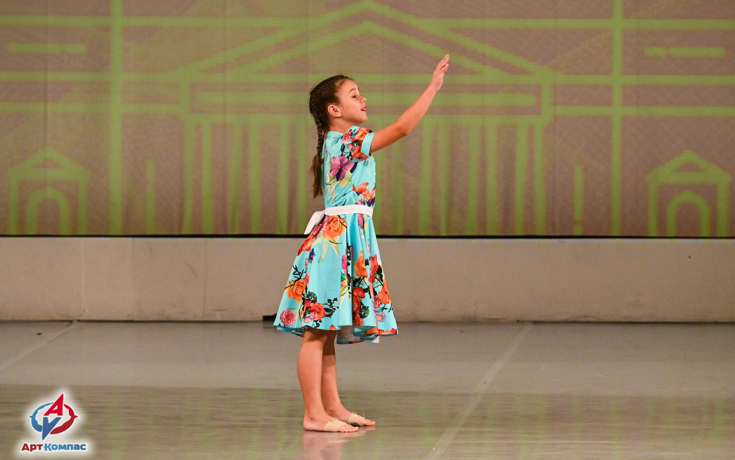 05.10.2025 Всероссийский фестиваль талантов «НЕВСКИЕ ВСТРЕЧИ» г. Санкт-Петербург. Медиастудия Фото Концепт