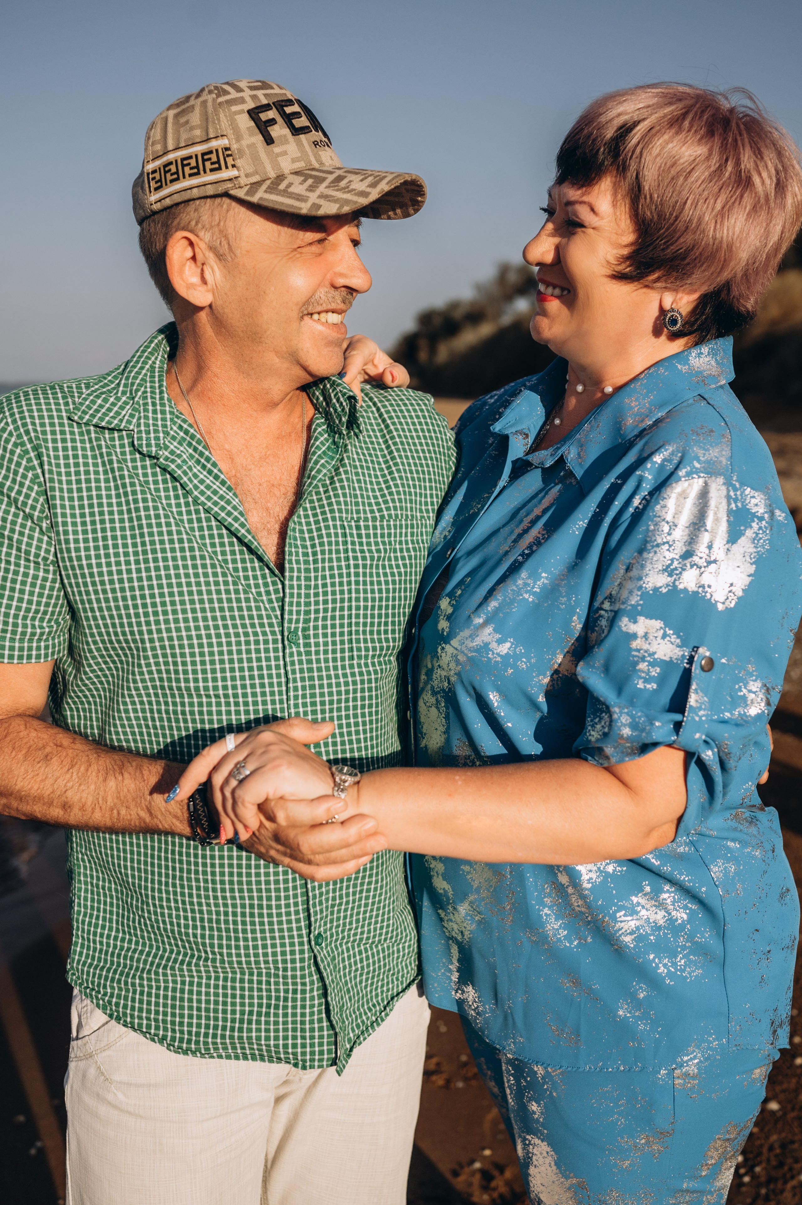 Андрей и Ира, Валерий Андреевич, Татьяна Викторовна и Ника. Фотограф Горбенко Анна