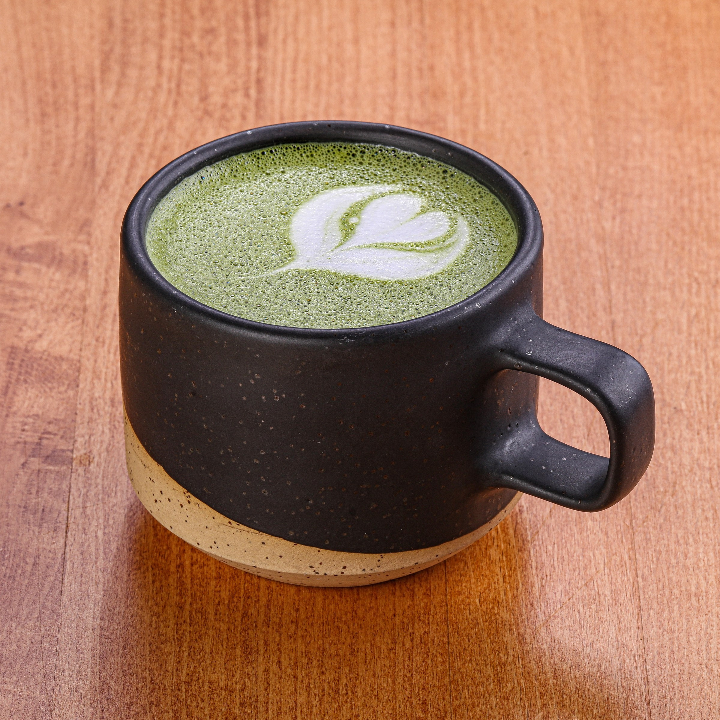 Фотосъемка суши и роллов. Заказ по тел.: +7 (906) 006-90-22. Фуд-фотограф Андрей Старостин — съемка еды в Москве. 9000 руб. в час