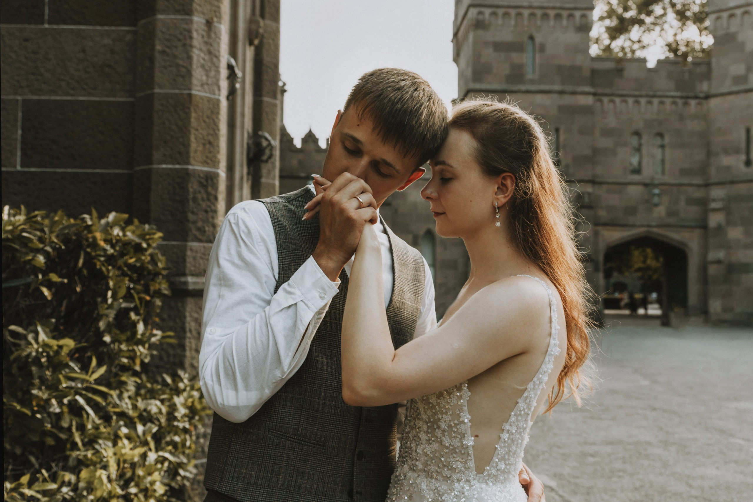 Свадебная прогулка в Крыму. Семейный, женский, контент фотограф в Ялте