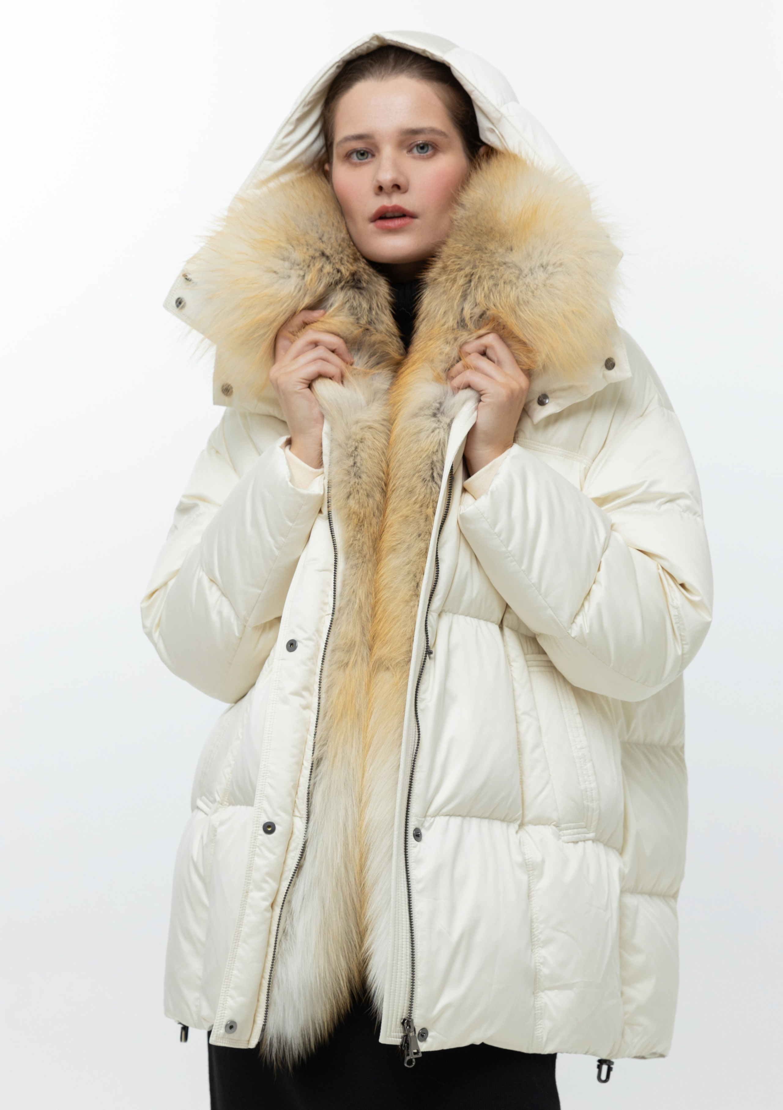 Каталог. Верхняя одежда + трикотаж бренда. 4ч,. Визажист для брендов, Фэшн продюсер Олеся Глушкова