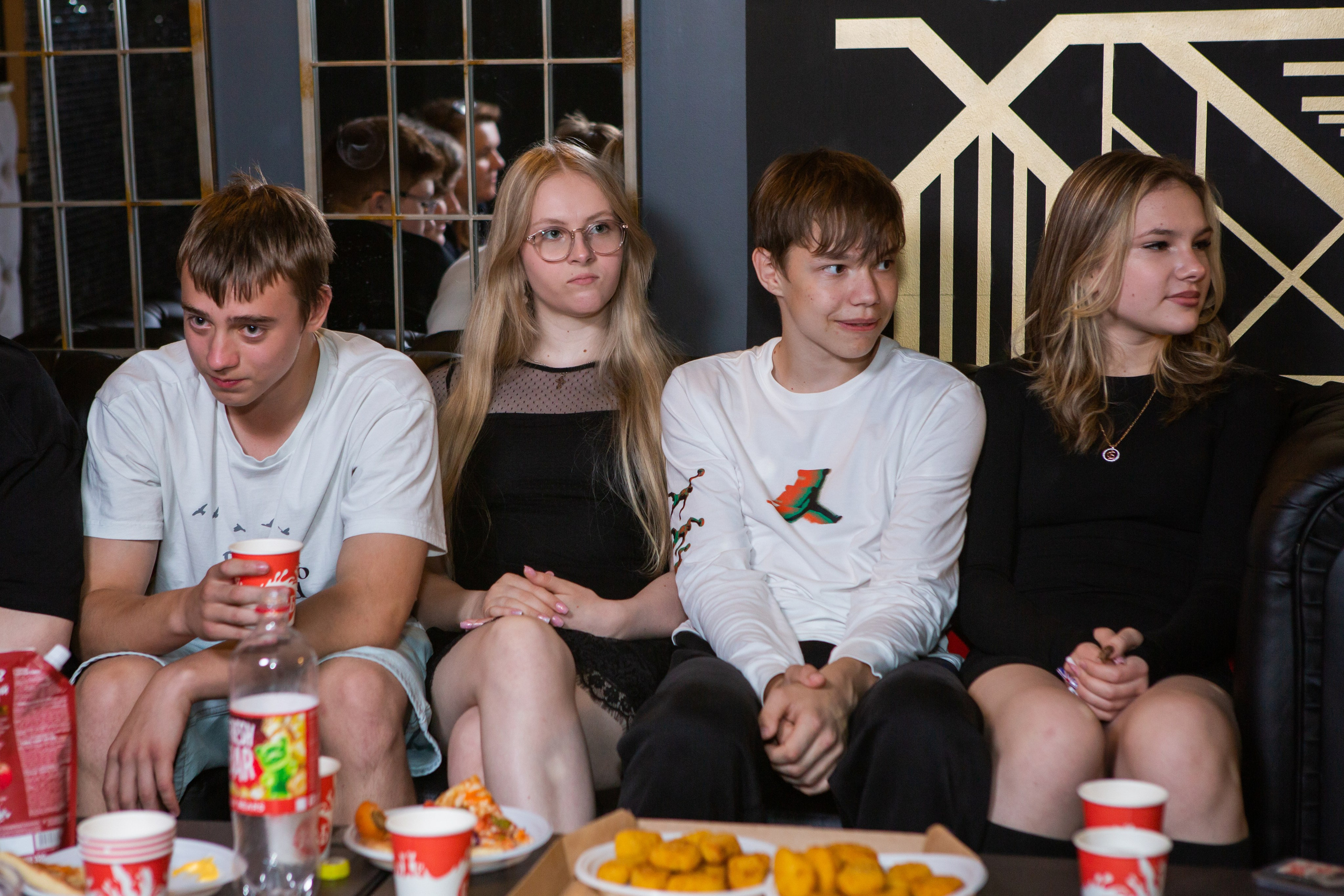 Праздники в школе. Репортажный фотограф Ирина Сухарева