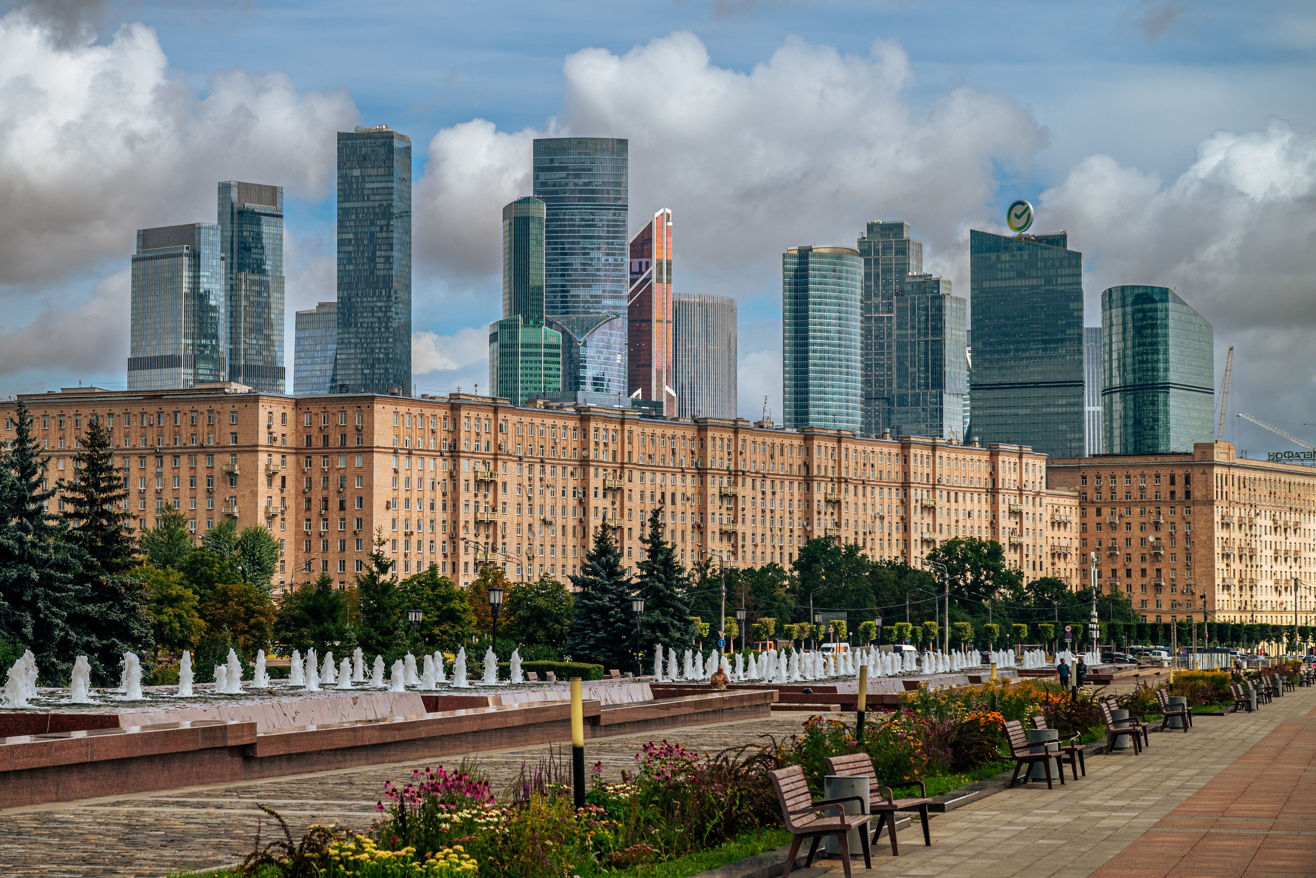 Вечная память и слава героям!. П&П — Полезное с Приятным. Фотоэкскурсии — Москва на память. Экскурсовод и фотограф в Москве. Увези столицу в своём альбоме!