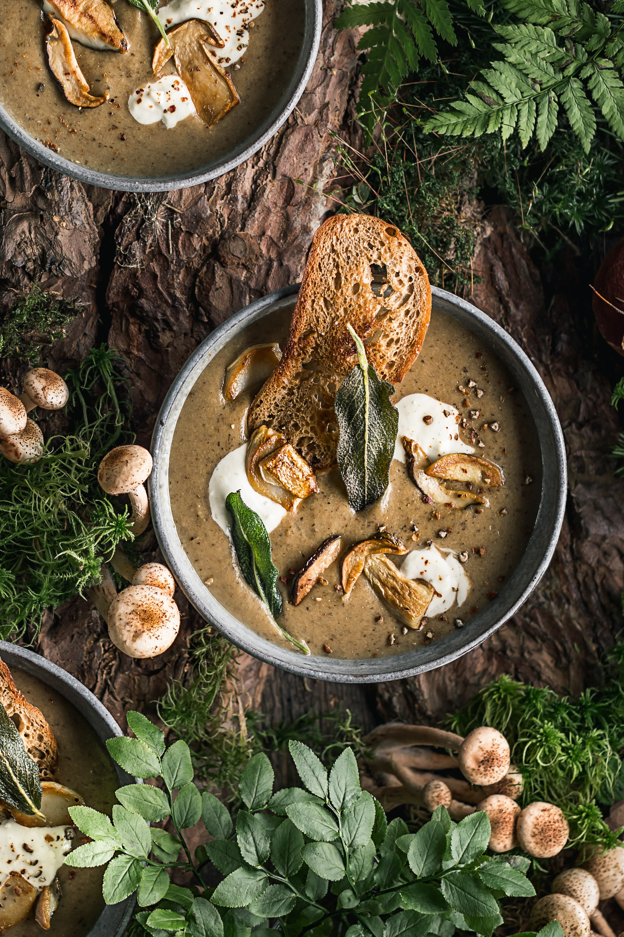 Крем суп из белых грибов. Foodie Stories (гастрономические истории) рекламная фуд-фотосъёмка, Москва