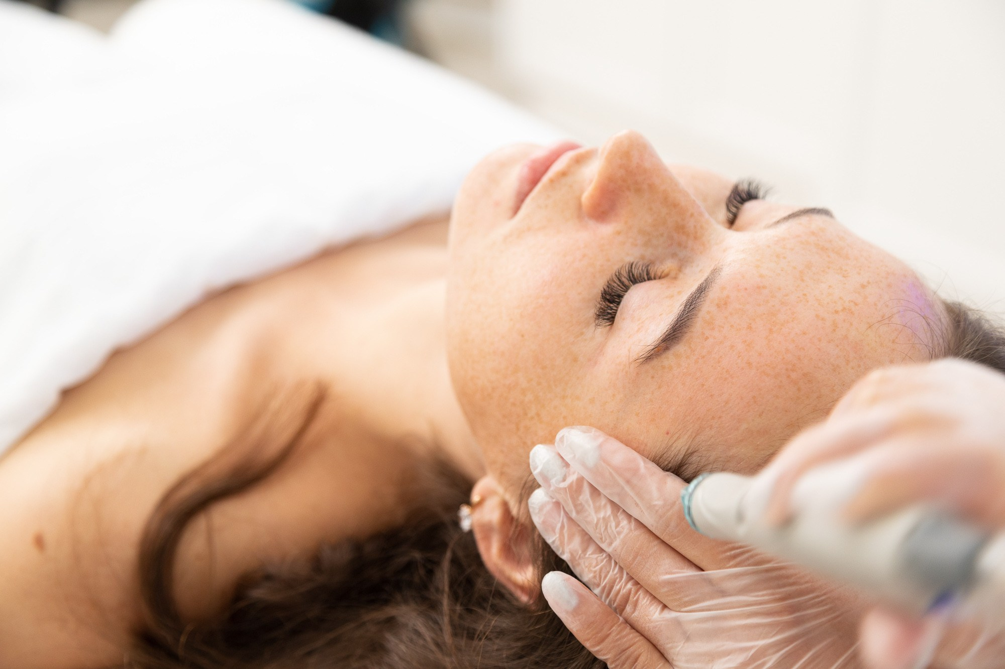 Рекламная и предметная съёмка. Фотоателье и полиграфия | Красивые фотосессии, сувениры с фото | Ремонт смартфонов, ноутбуков и техники в Коломне Zinovyev Team