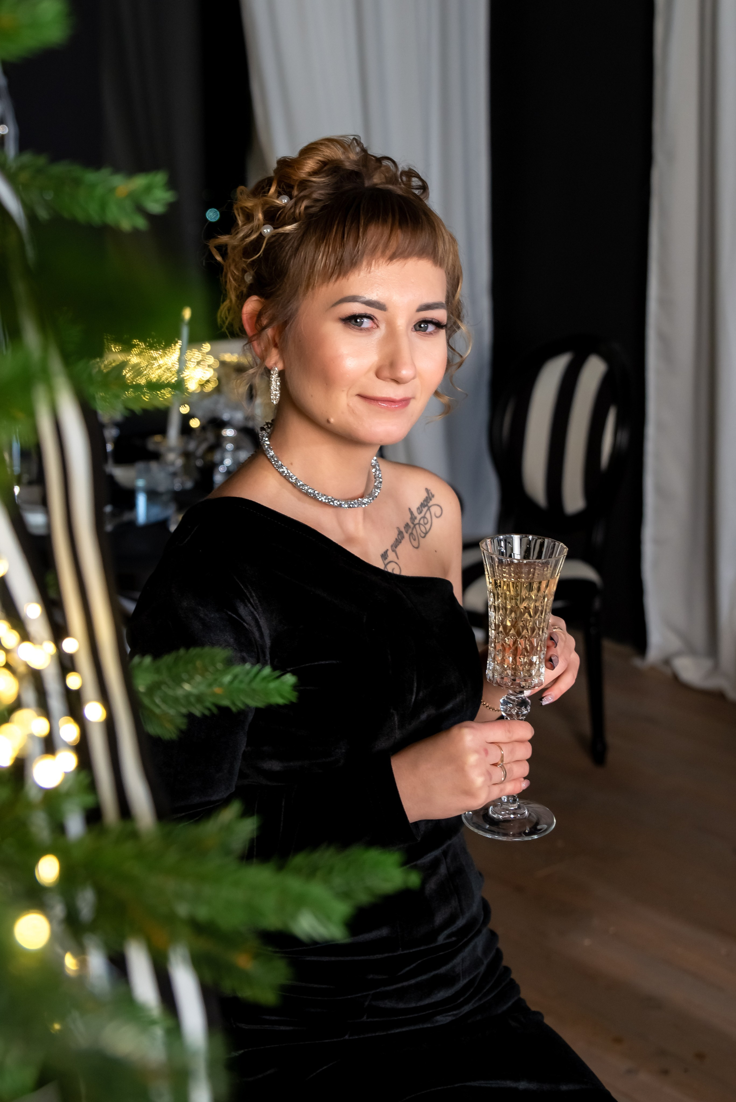 Новогодняя студийная. Фотограф Крещение Венчание Москва